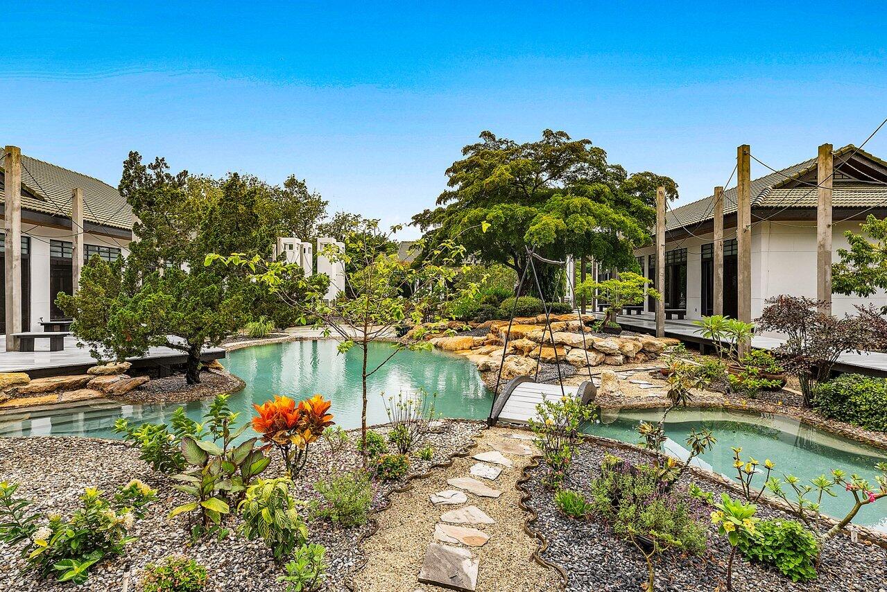 8549 Surrey Lane