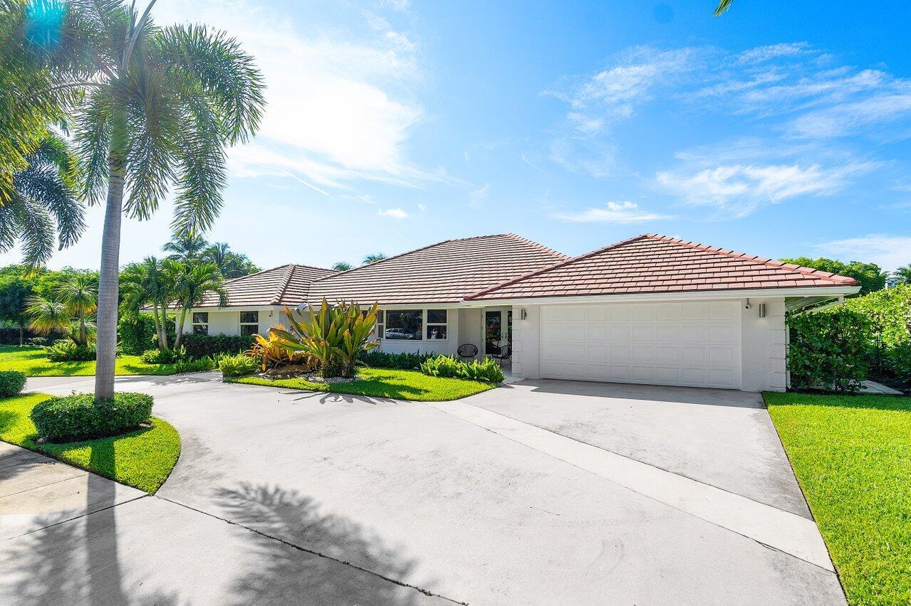 822 SW 33rd Place