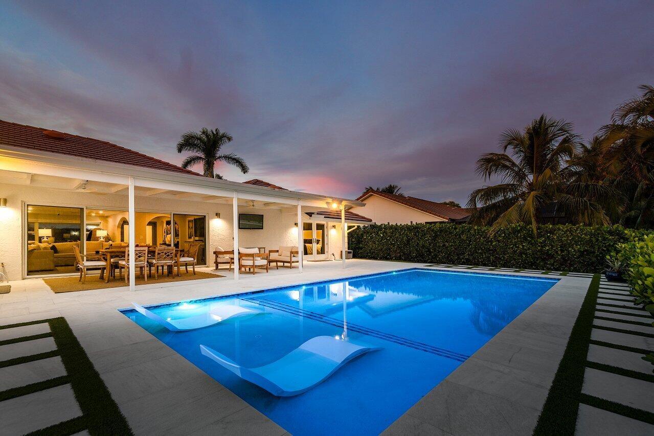 822 SW 33rd Place