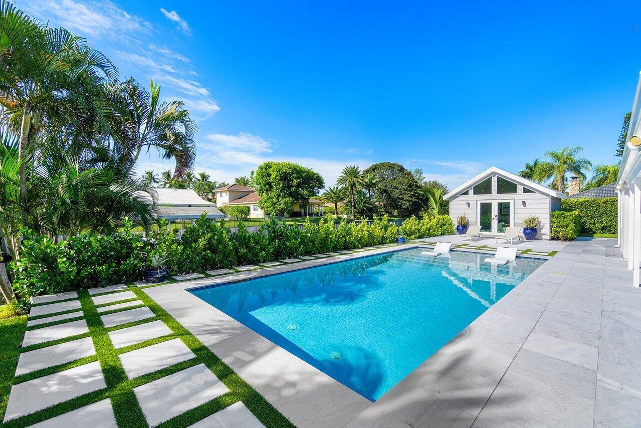 822 SW 33rd Place