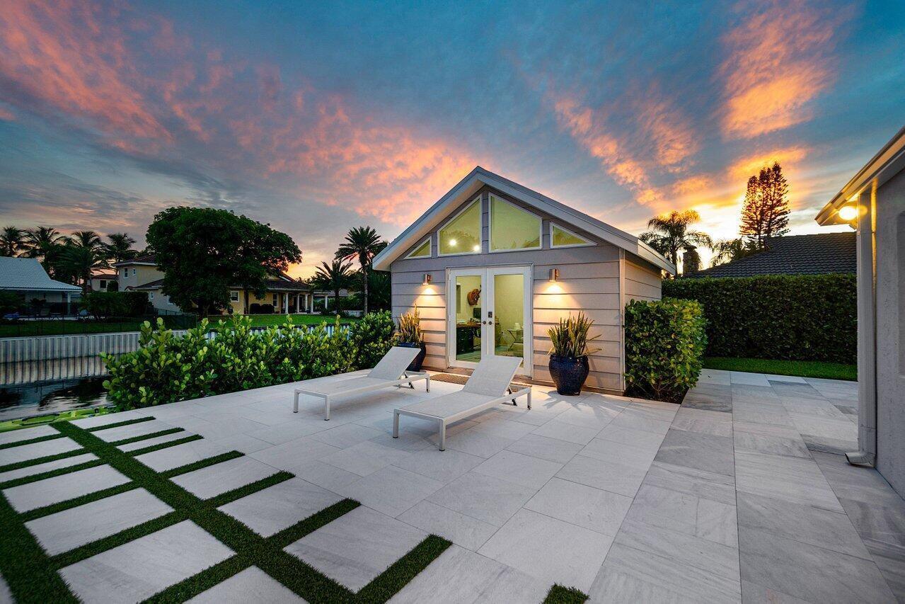 822 SW 33rd Place