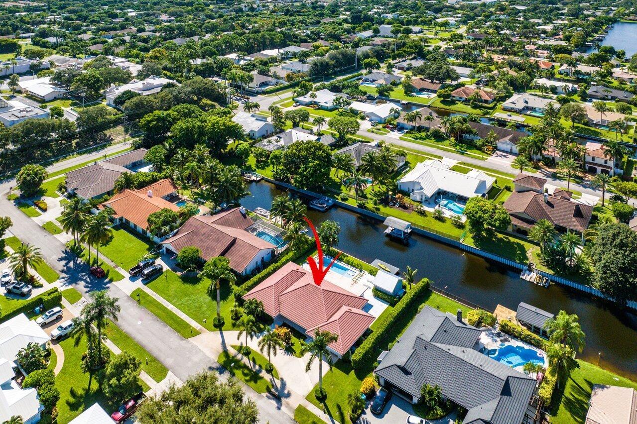 822 SW 33rd Place