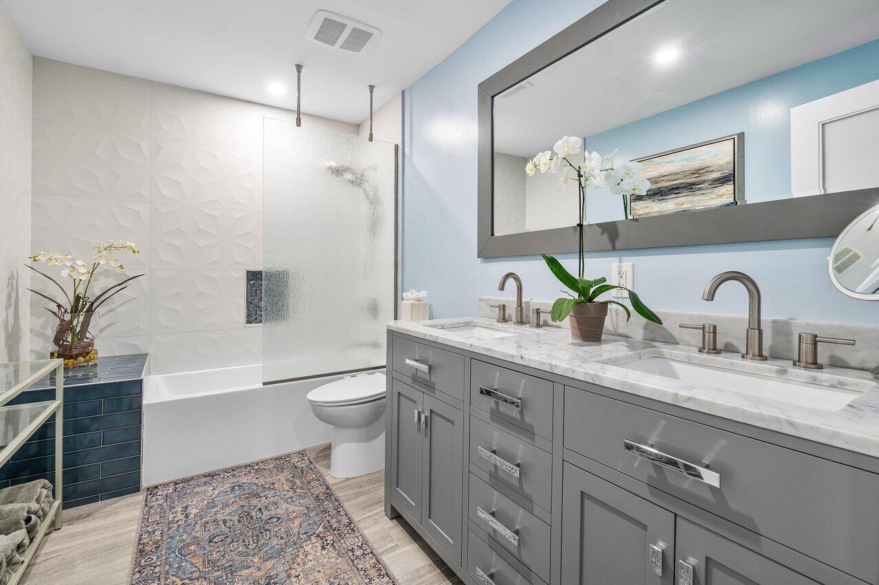 822 SW 33rd Place