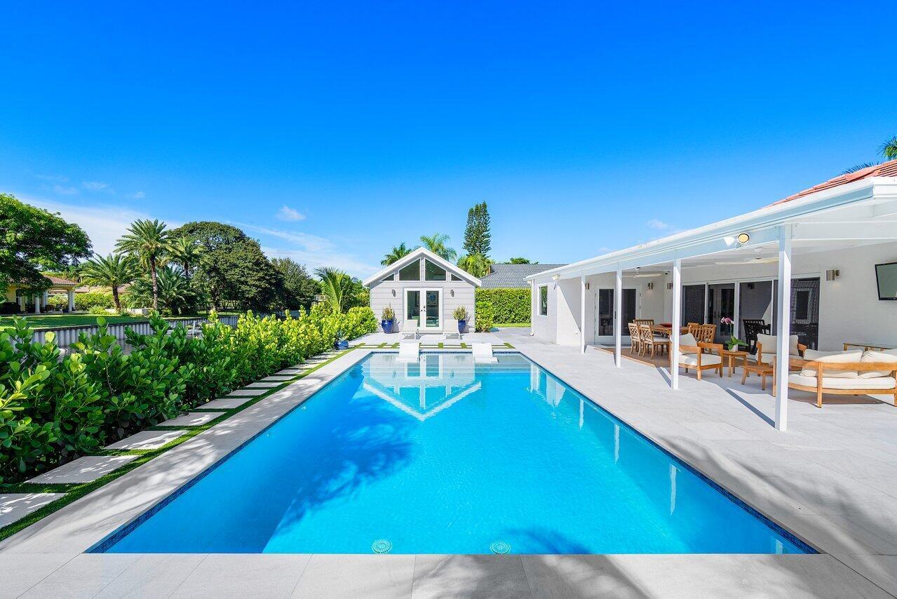 822 SW 33rd Place