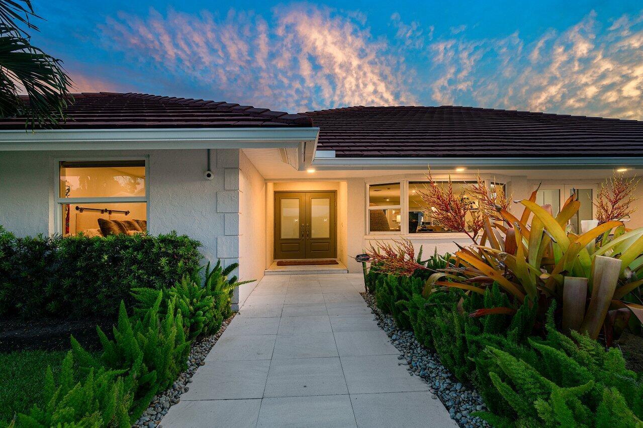 822 SW 33rd Place