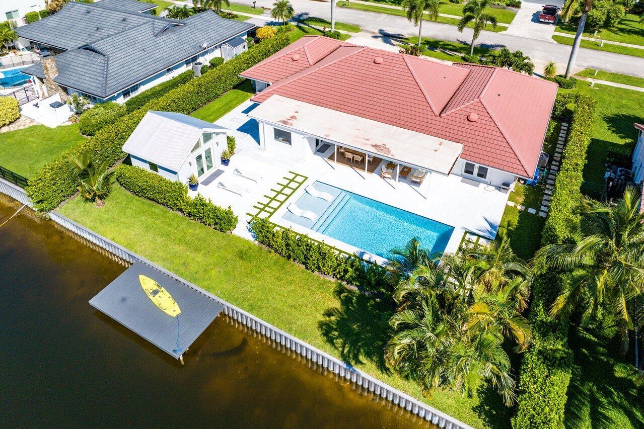 822 SW 33rd Place