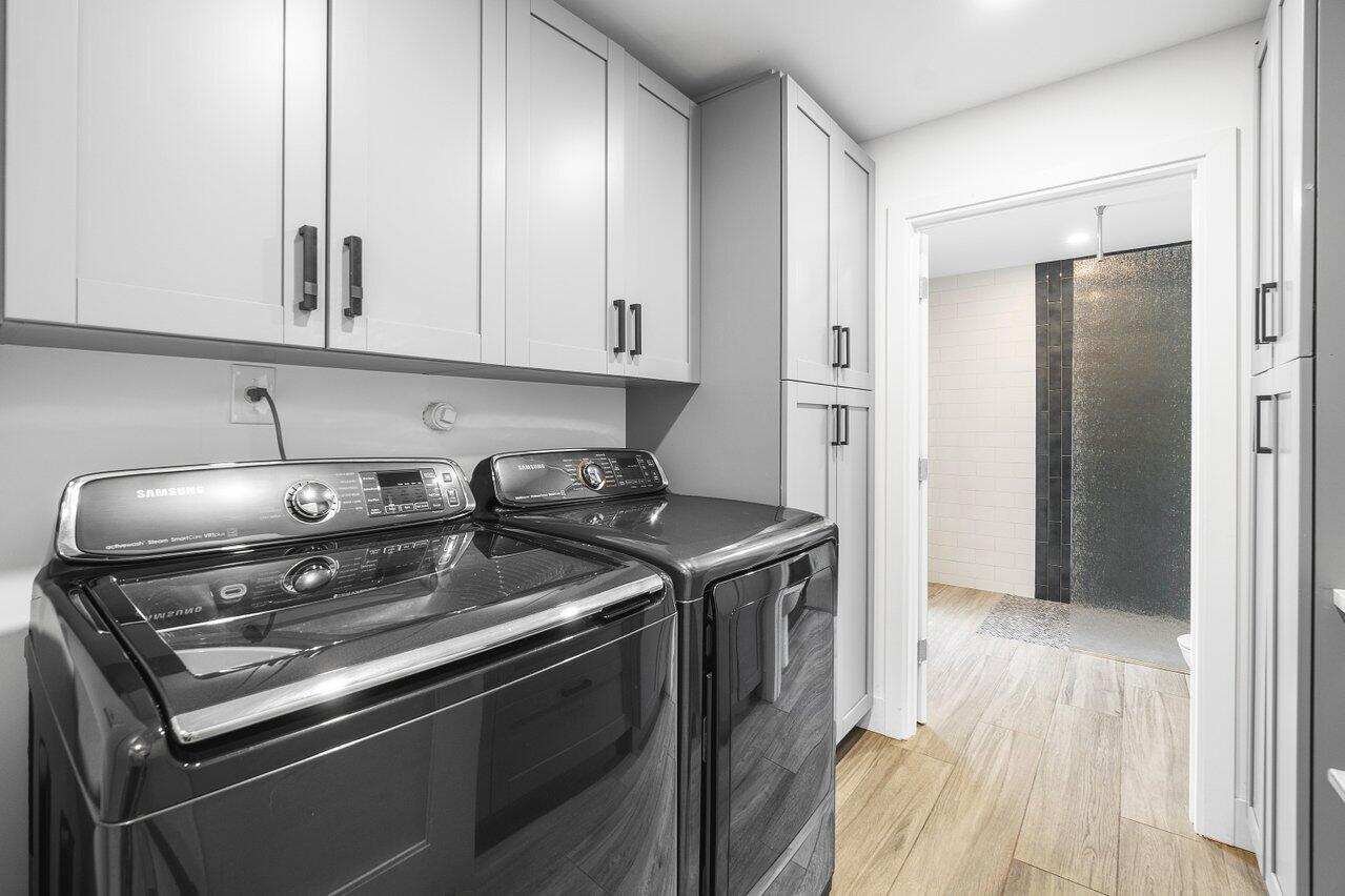 822 SW 33rd Place