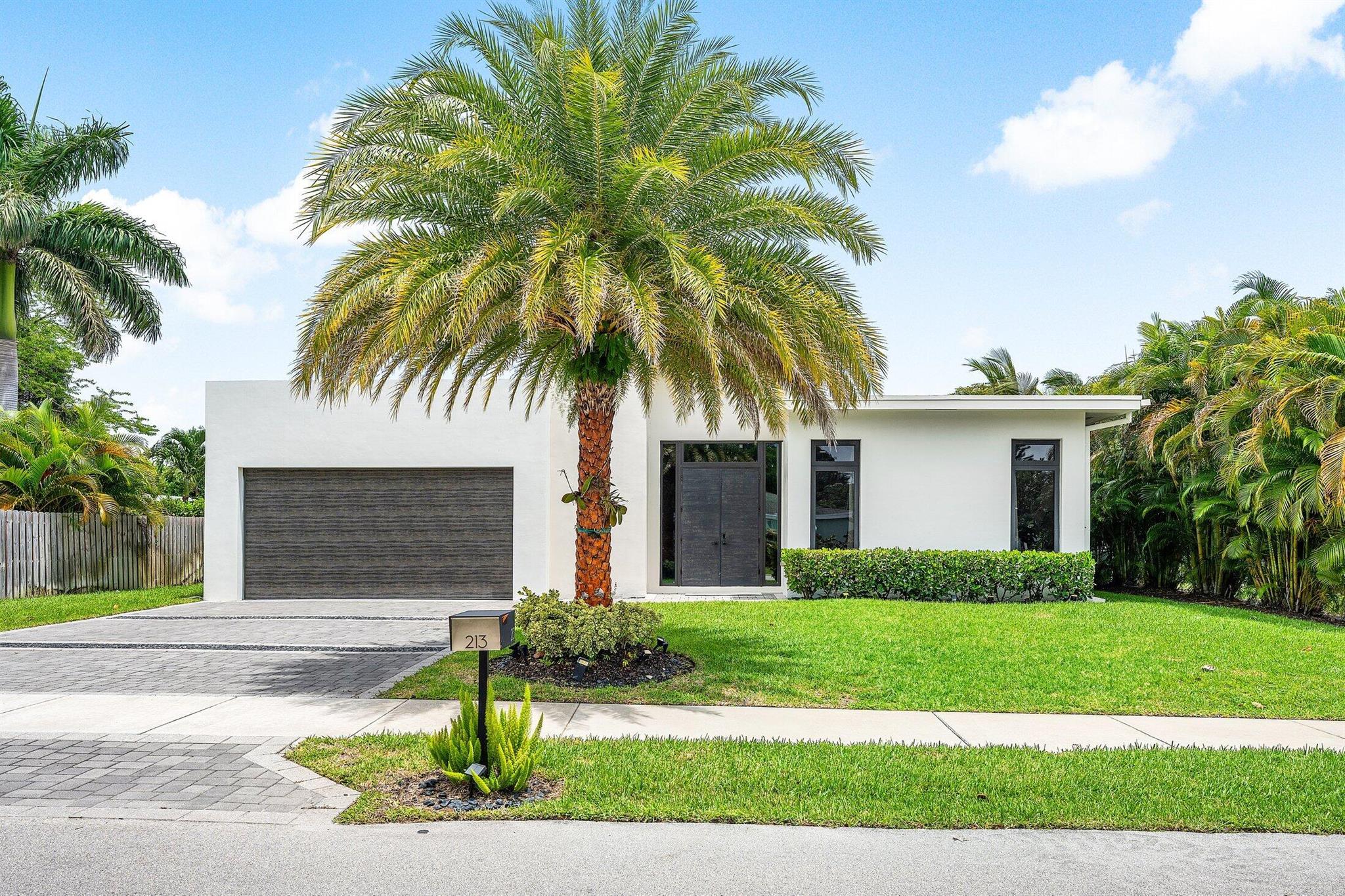 213 NE 14th Street