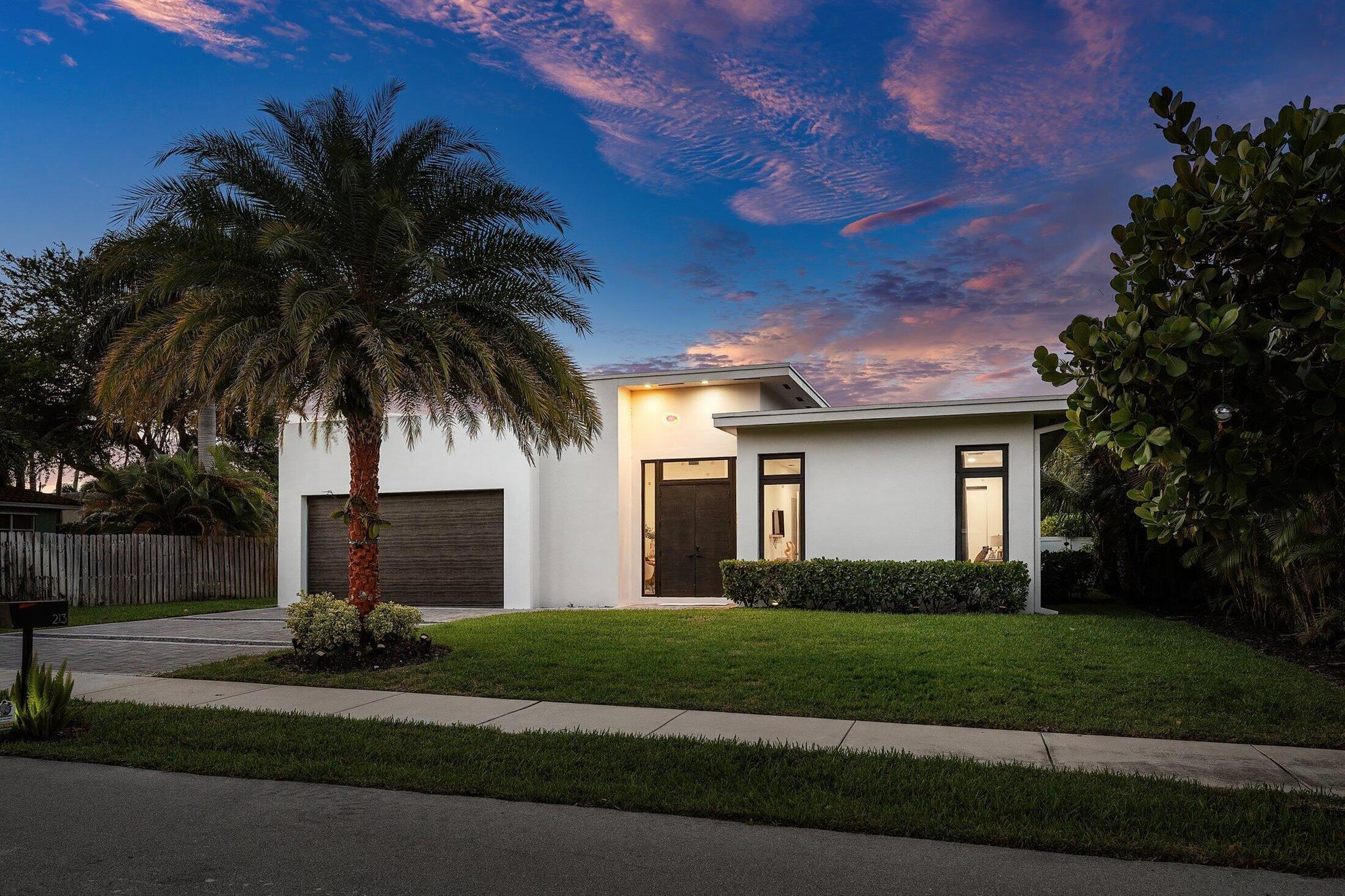 213 NE 14th Street