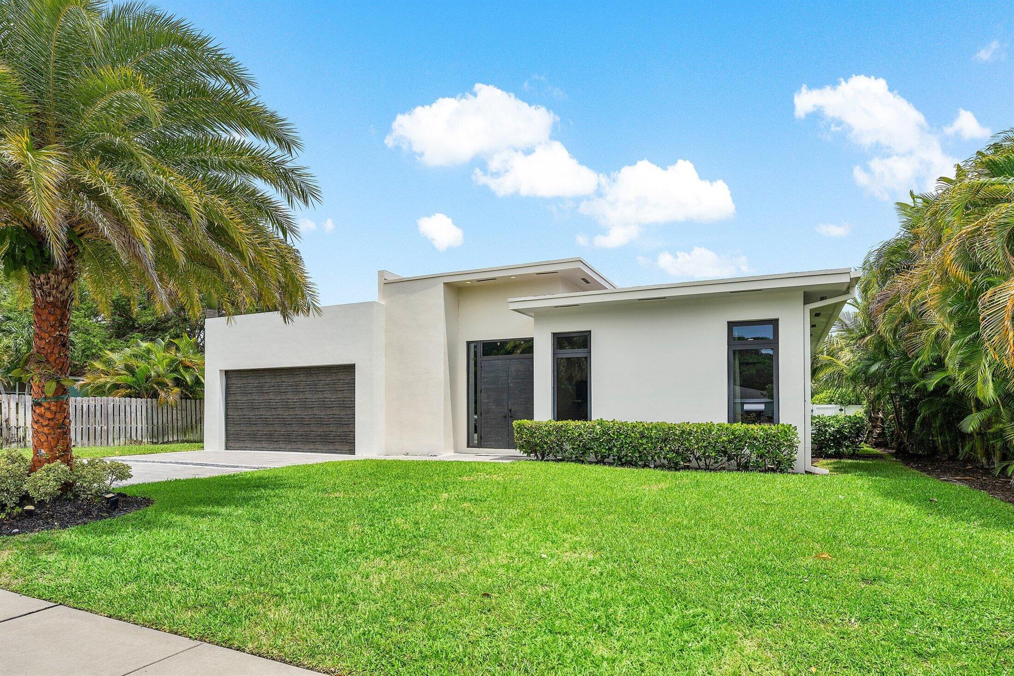 213 NE 14th Street