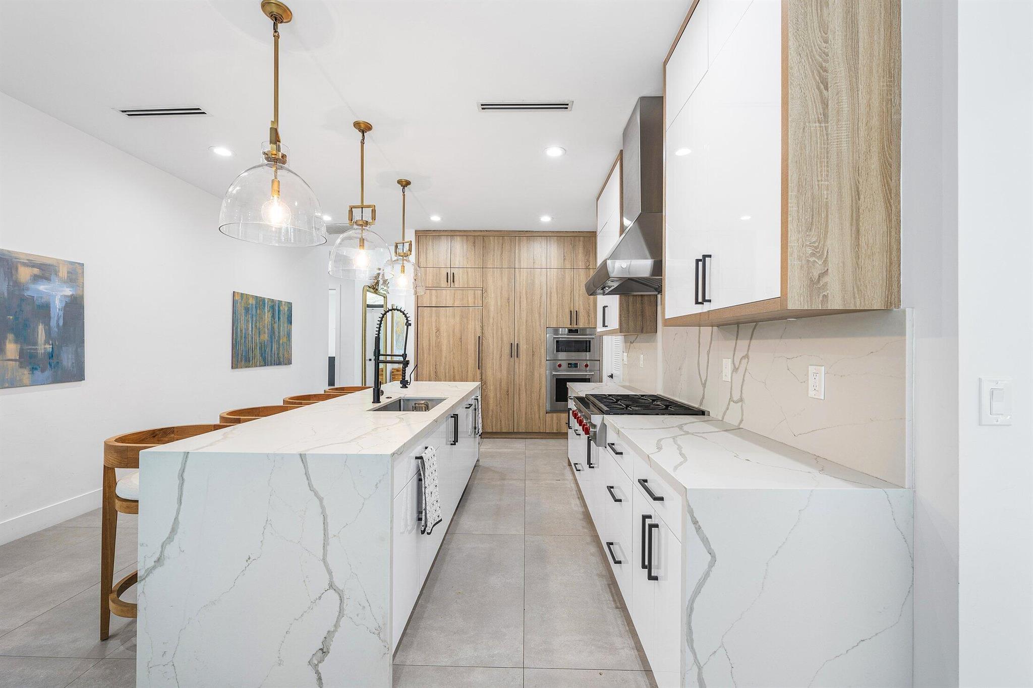 213 NE 14th Street