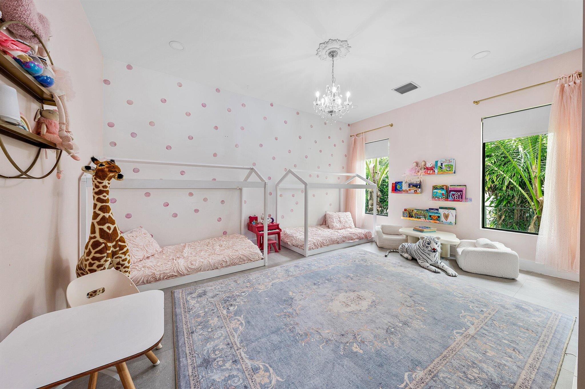 213 NE 14th Street