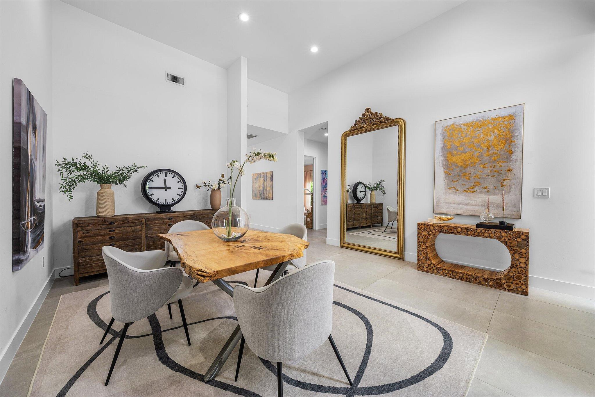 213 NE 14th Street