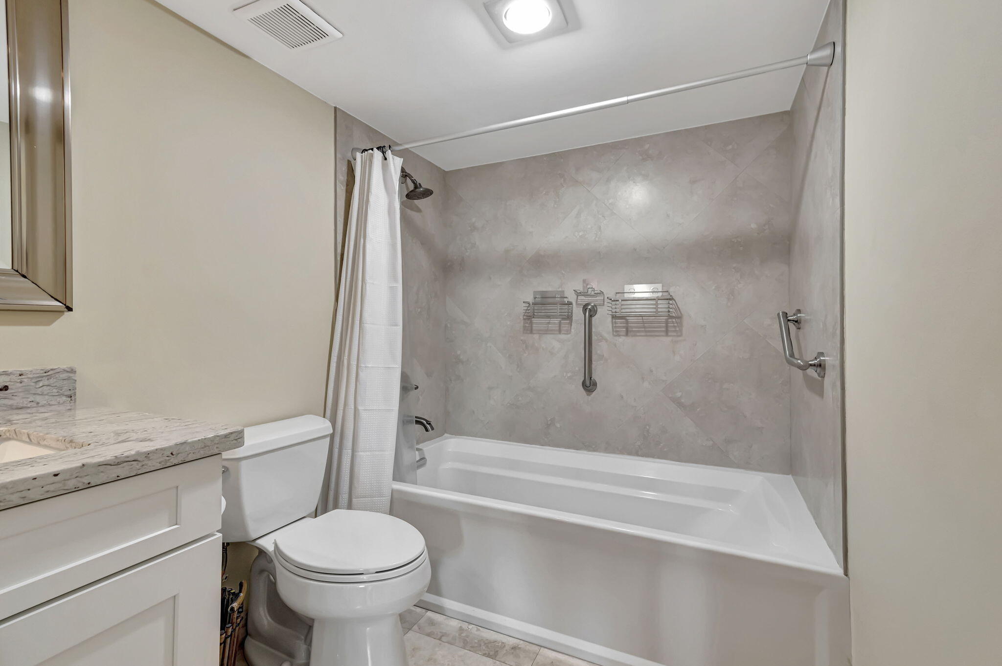 2565 S Ocean Boulevard 103-N