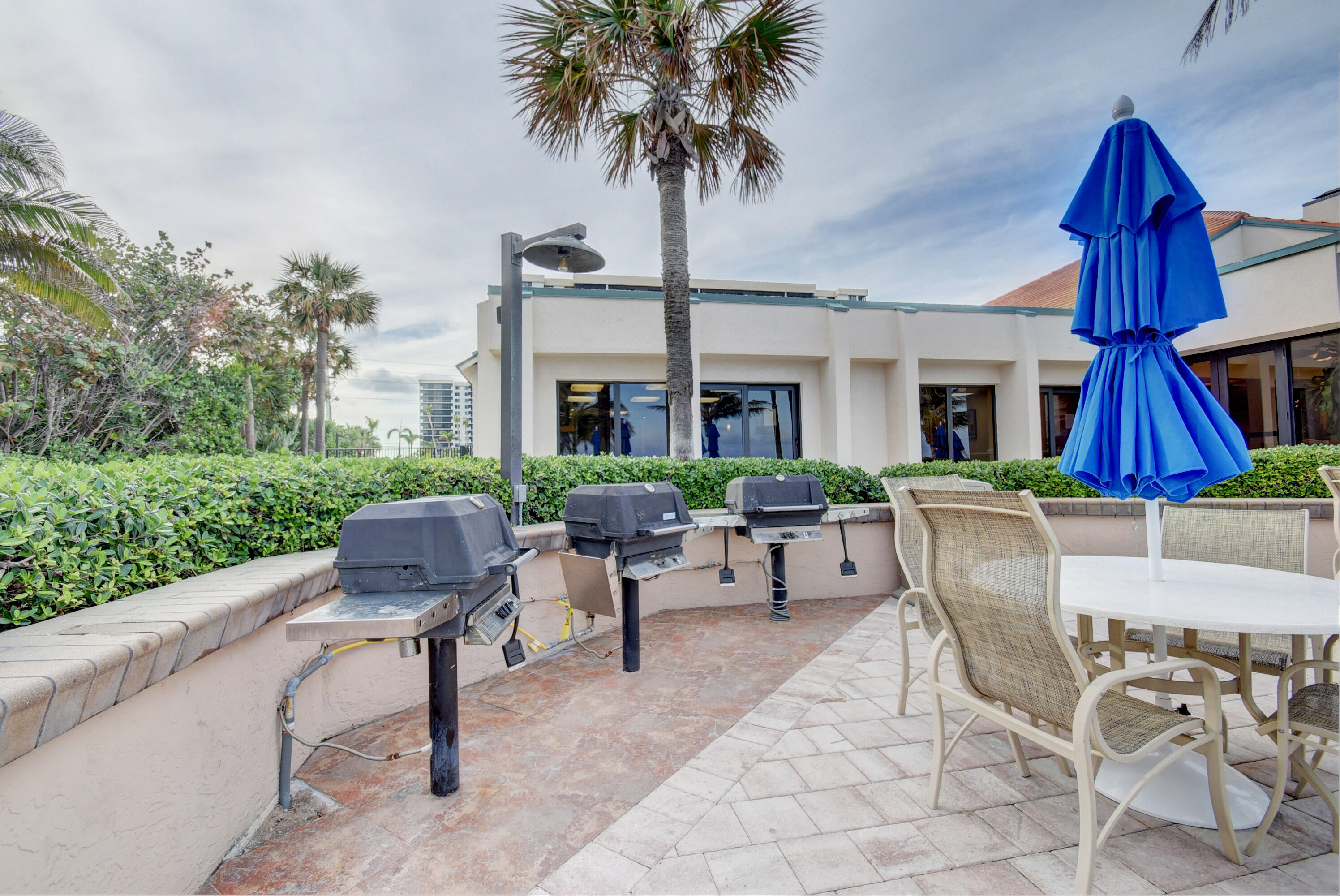 3420 S Ocean Boulevard S 4u