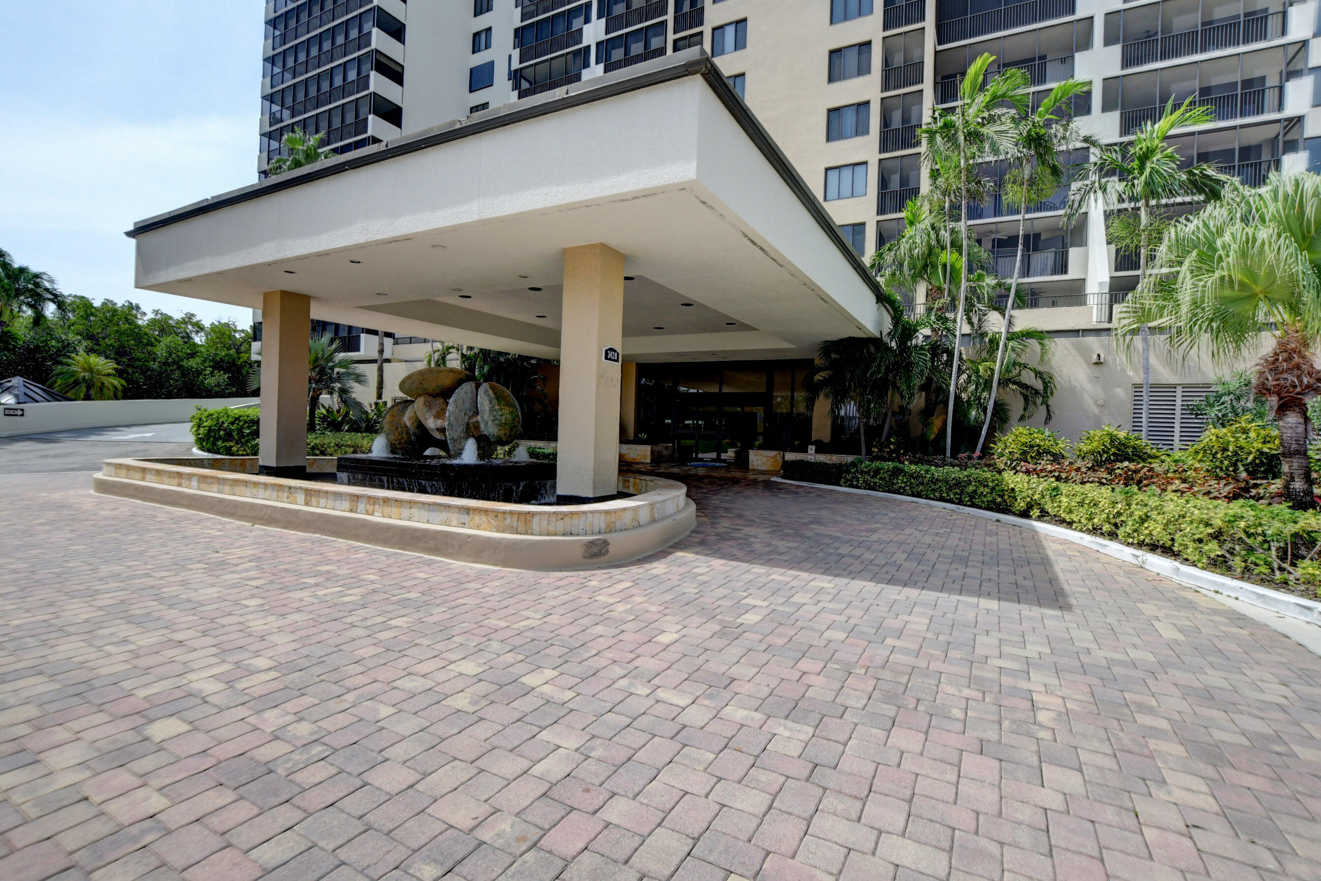 3420 S Ocean Boulevard S 4u