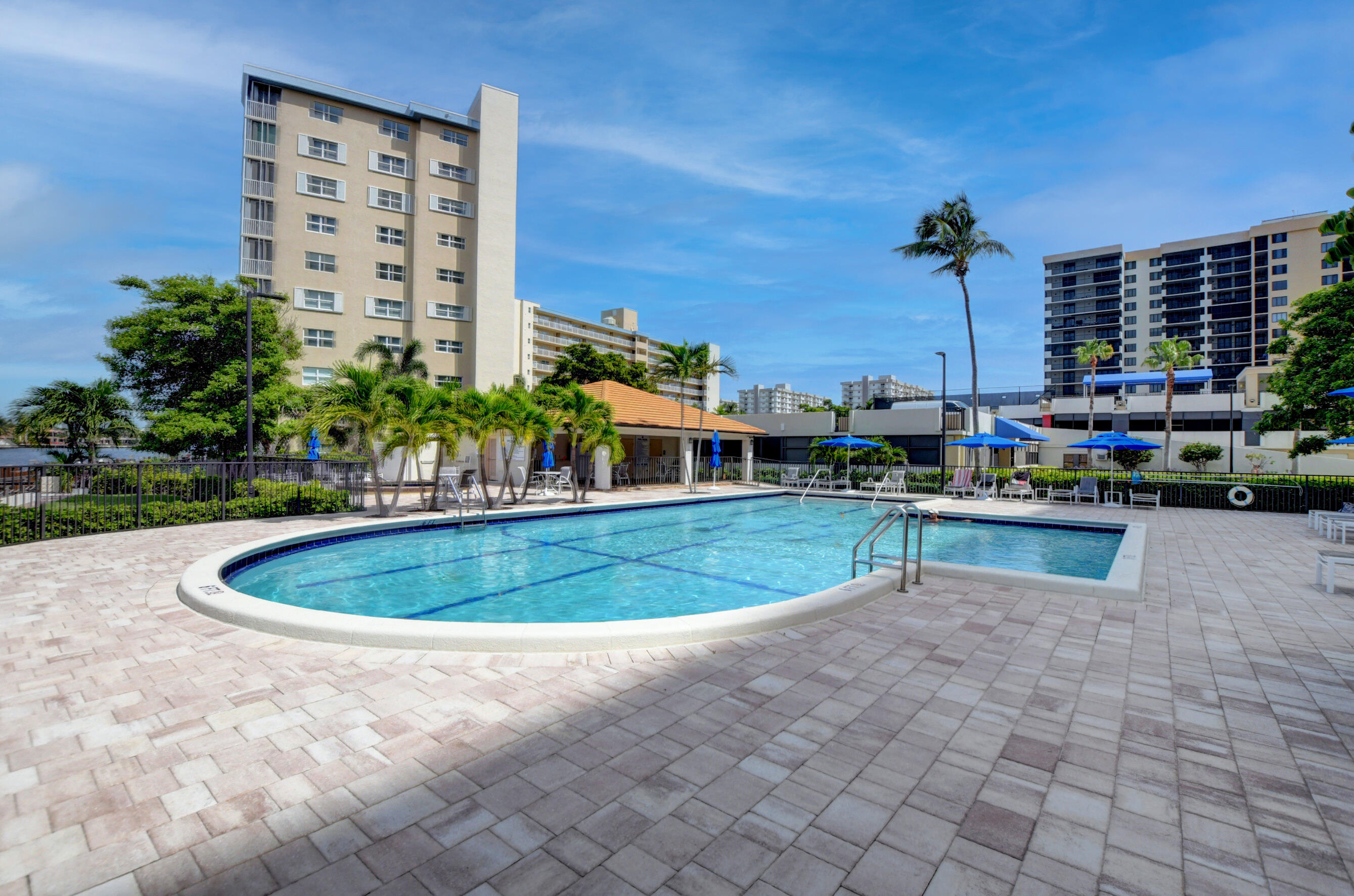 3420 S Ocean Boulevard S 4u