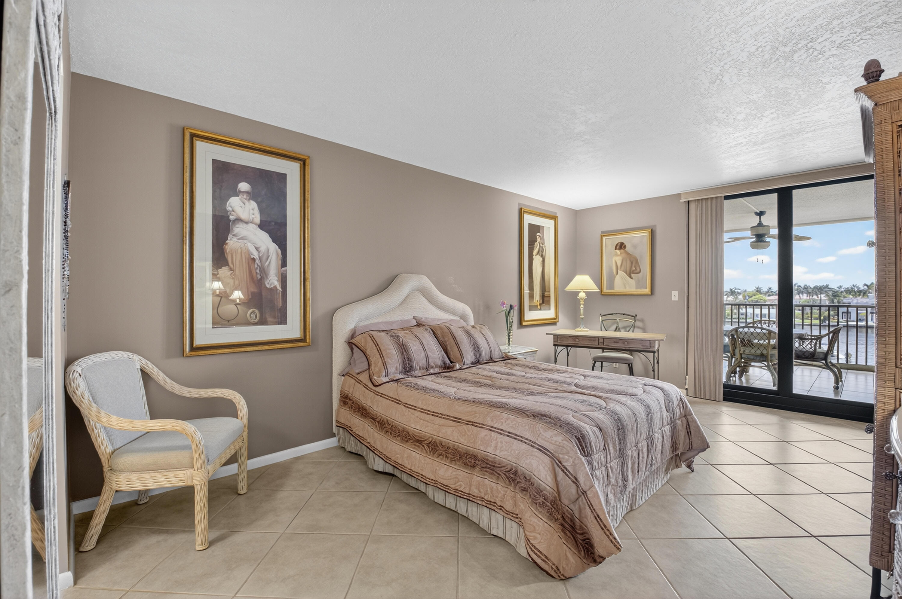 3420 S Ocean Boulevard S 4u