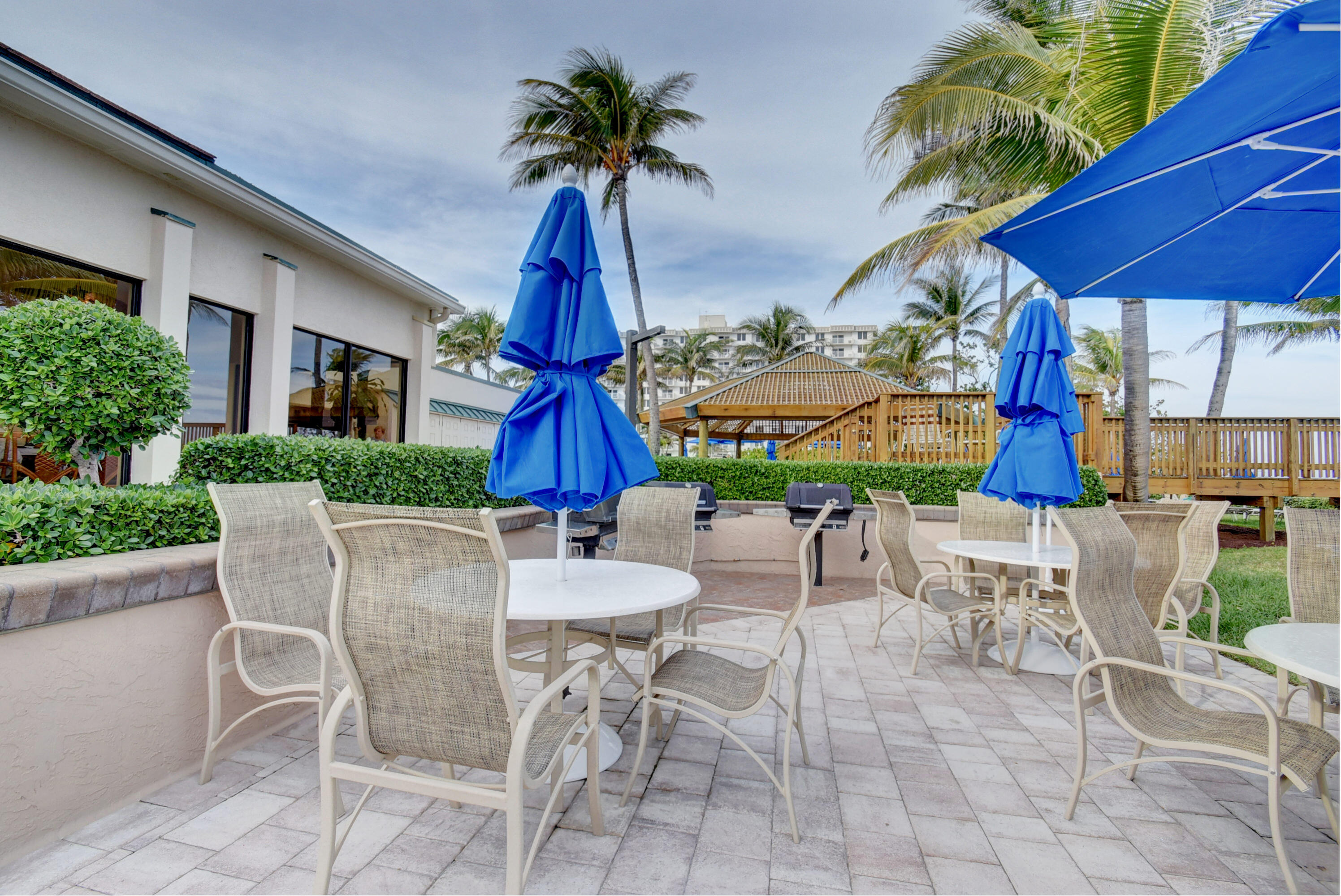 3420 S Ocean Boulevard S 4u
