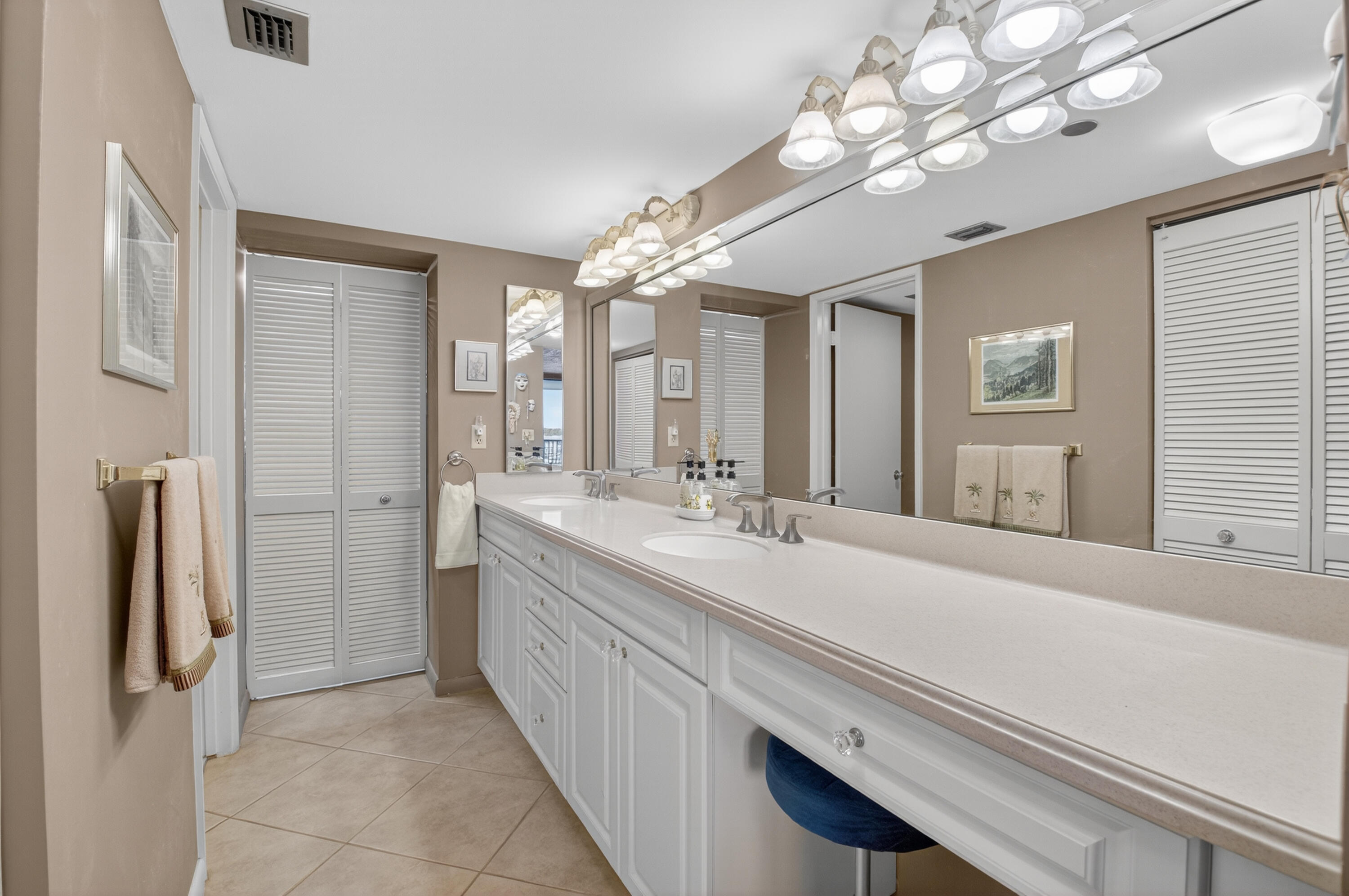 3420 S Ocean Boulevard S 4u
