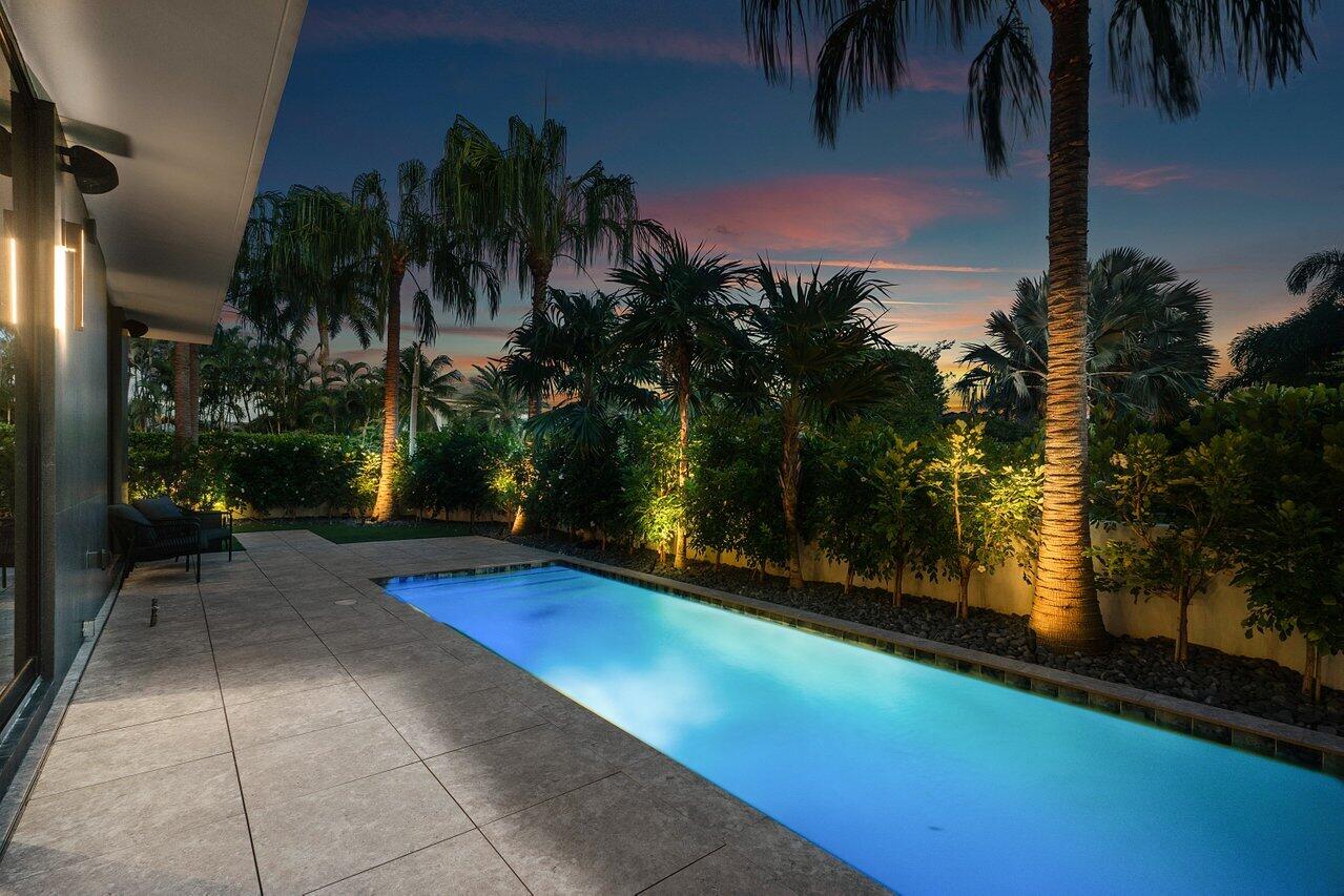 914 Palm Trail