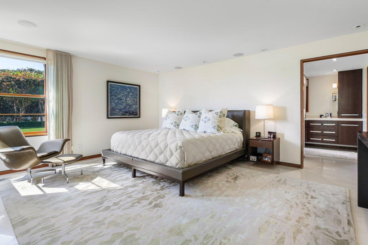 6665 N Ocean Boulevard B1