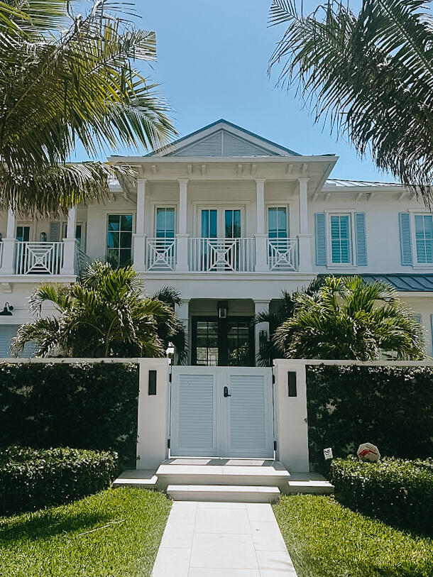 1122 Miramar Drive
