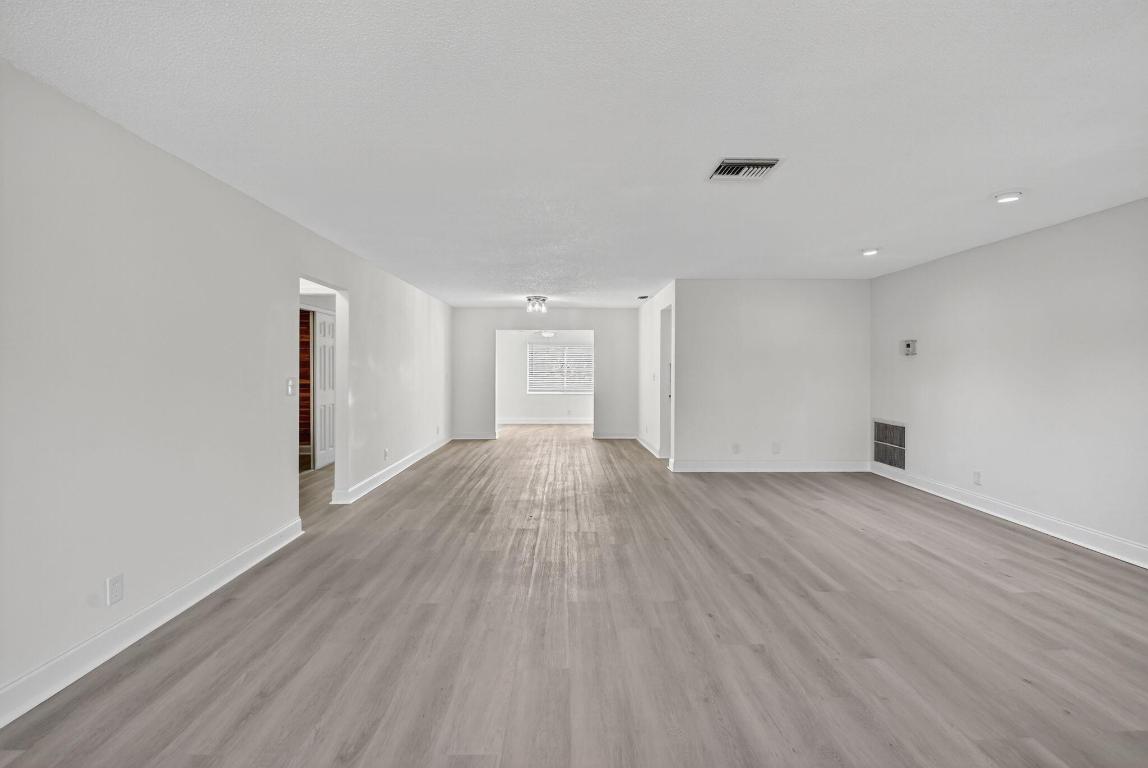 14734 Wood Lodge Lane