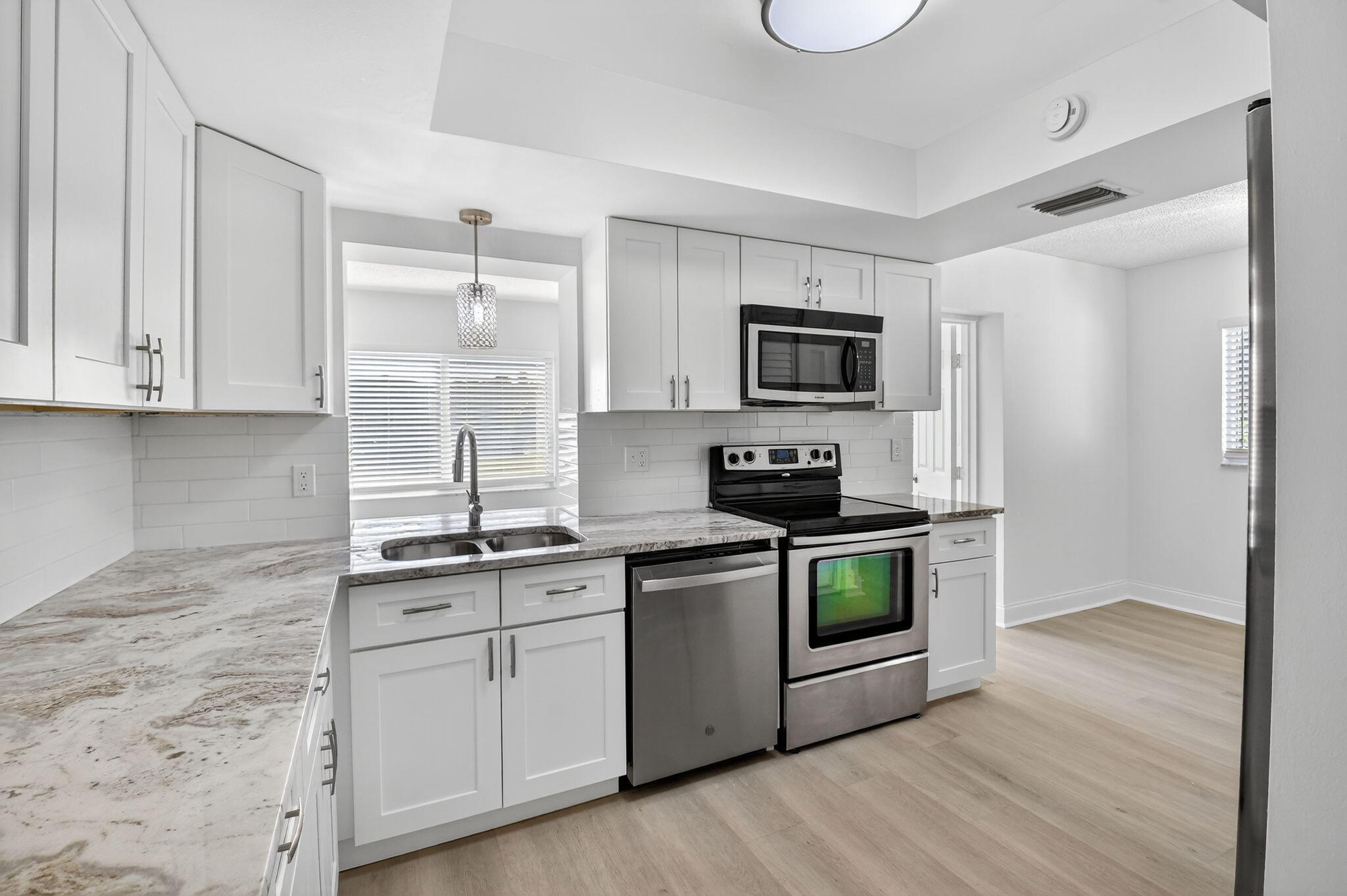 14734 Wood Lodge Lane