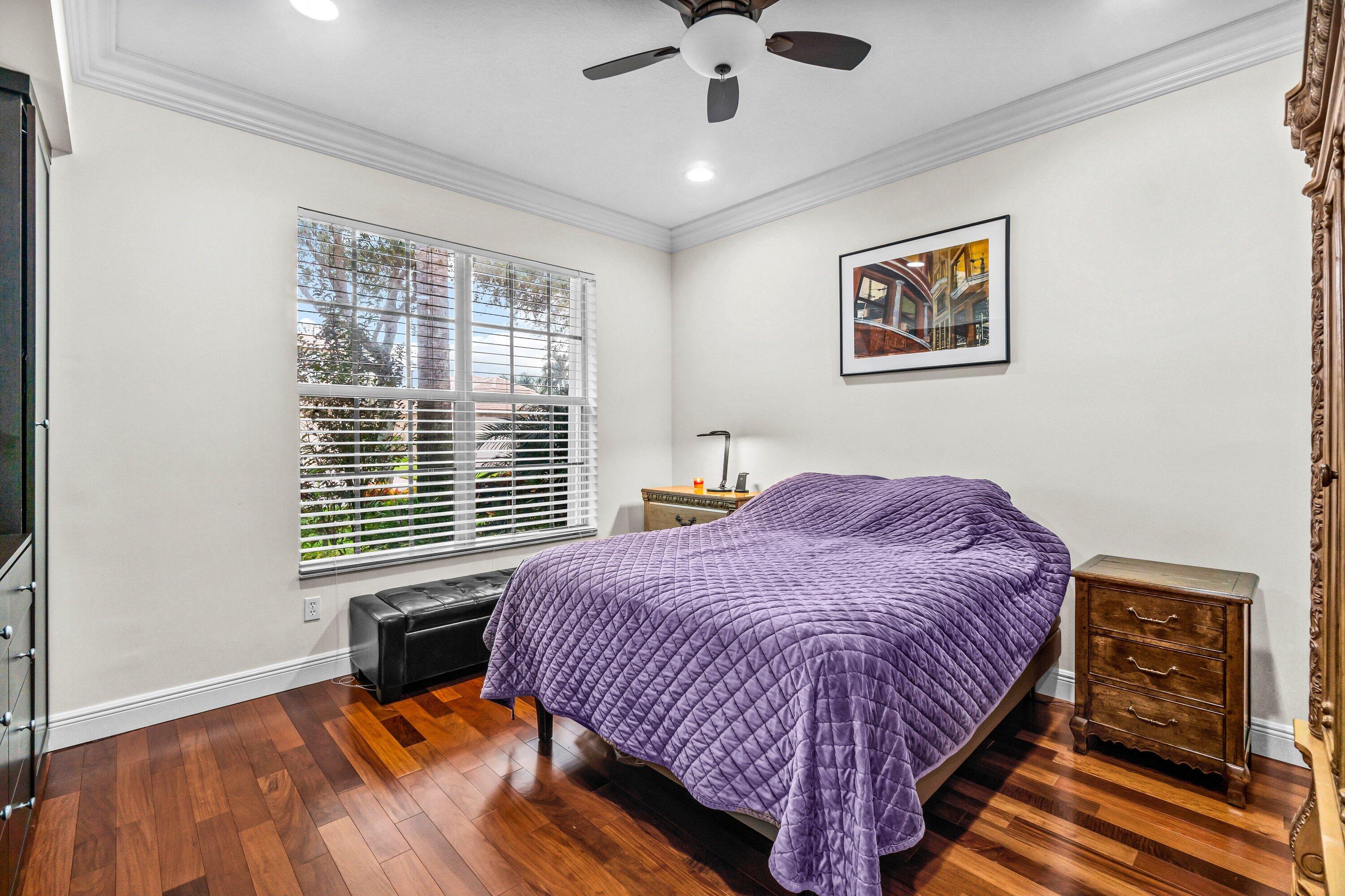 7339 Greenport Cove