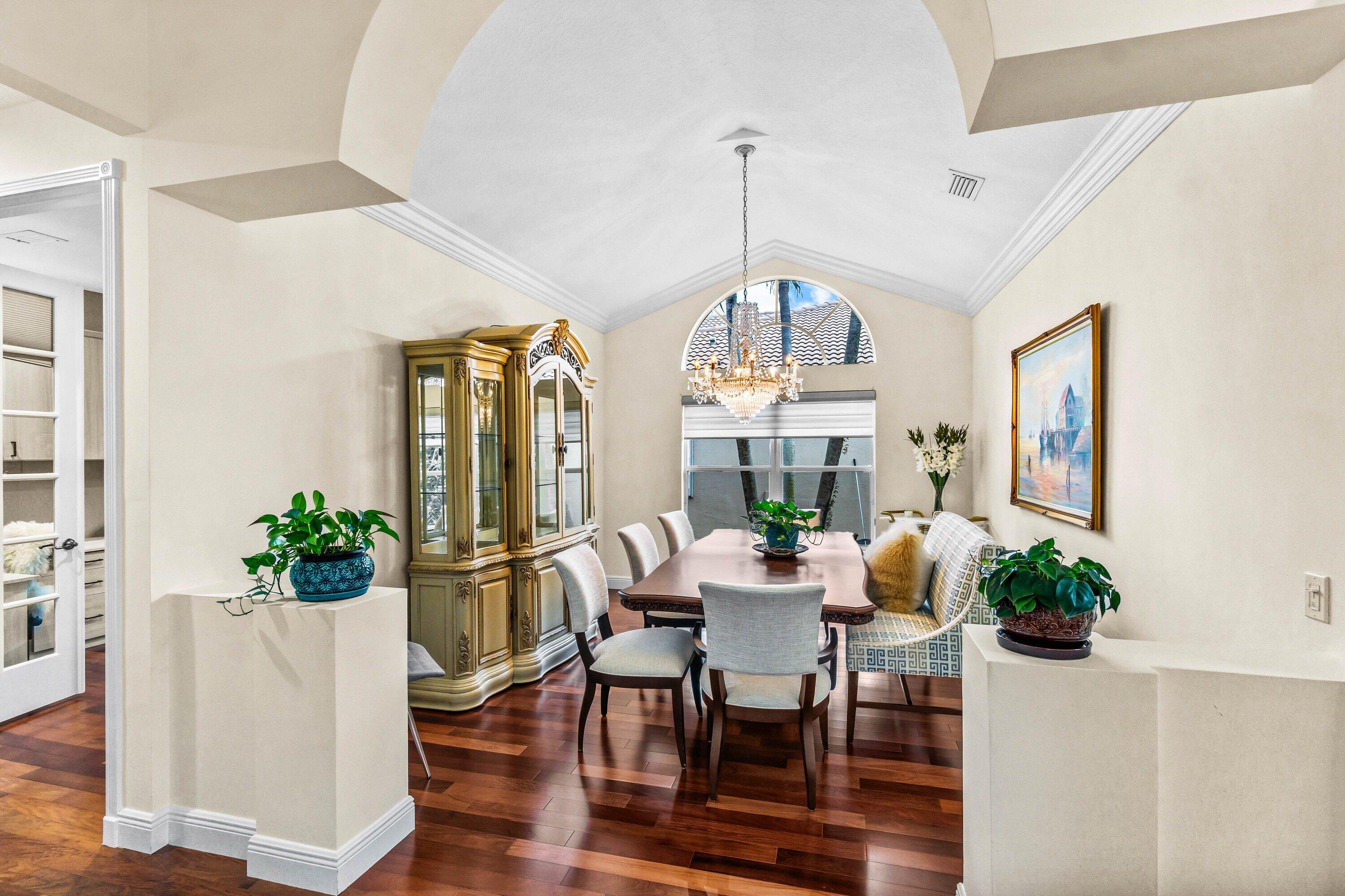 7339 Greenport Cove