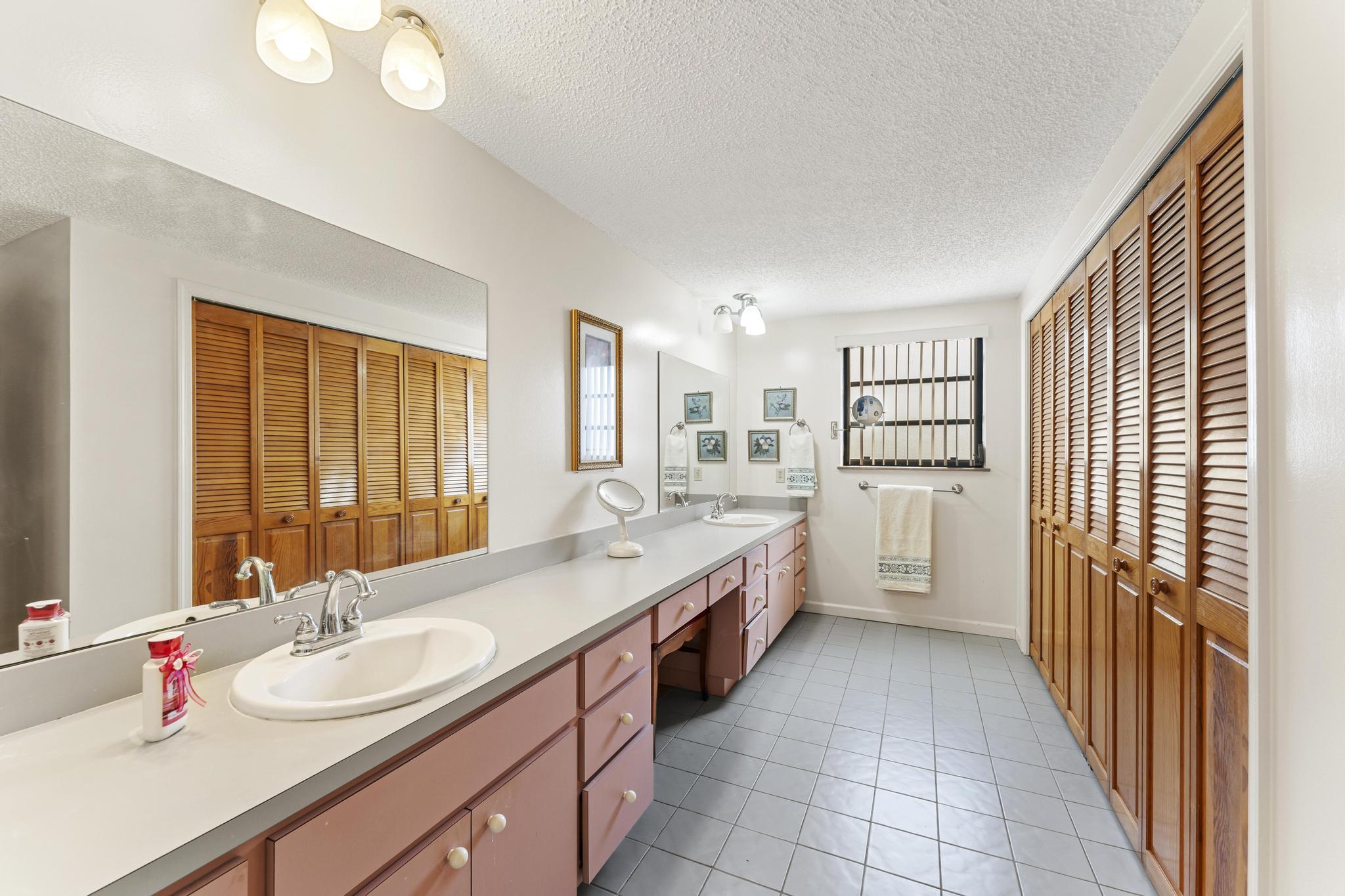 2282 Palmetto Road