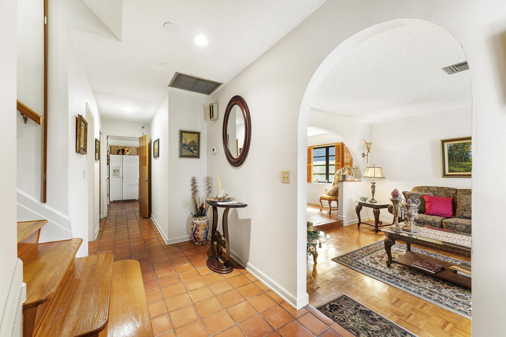 2282 Palmetto Road