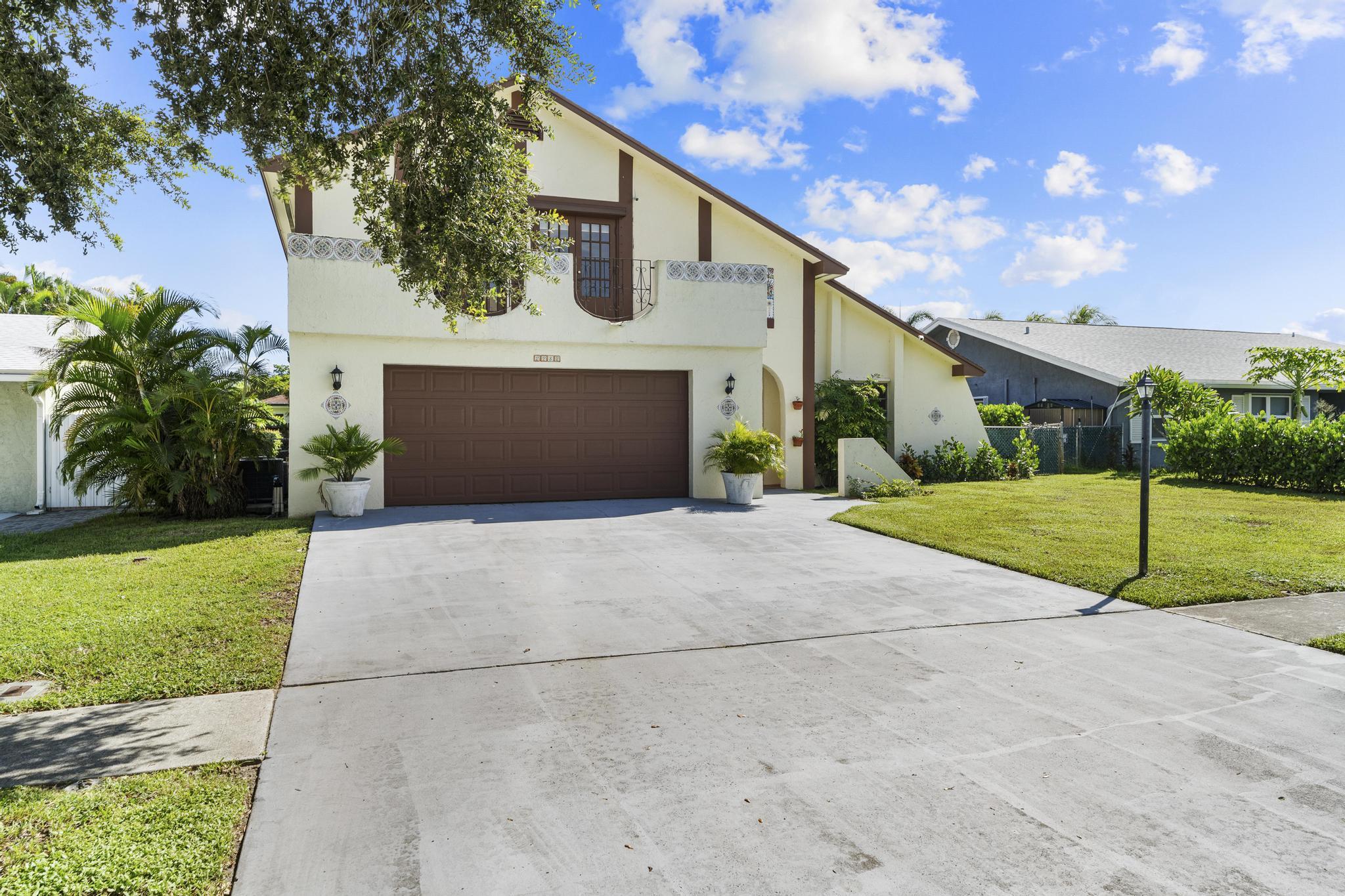 2282 Palmetto Road