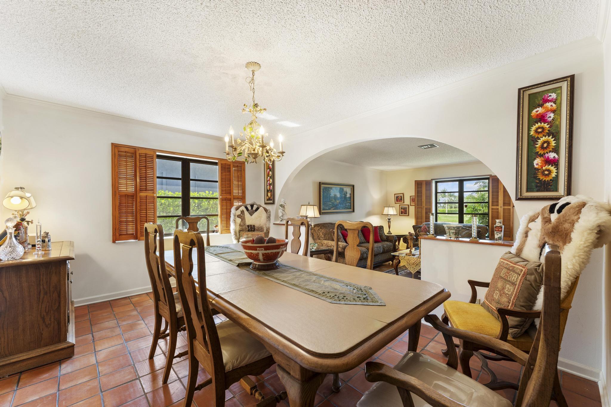 2282 Palmetto Road