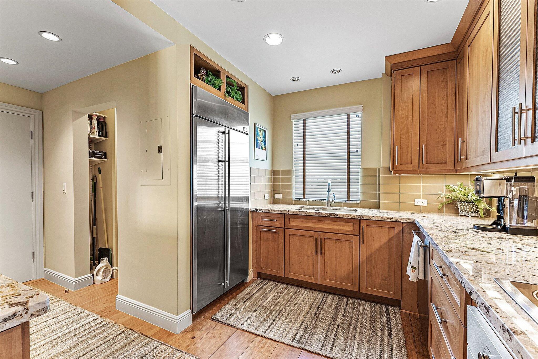 100 N Ocean Boulevard 422