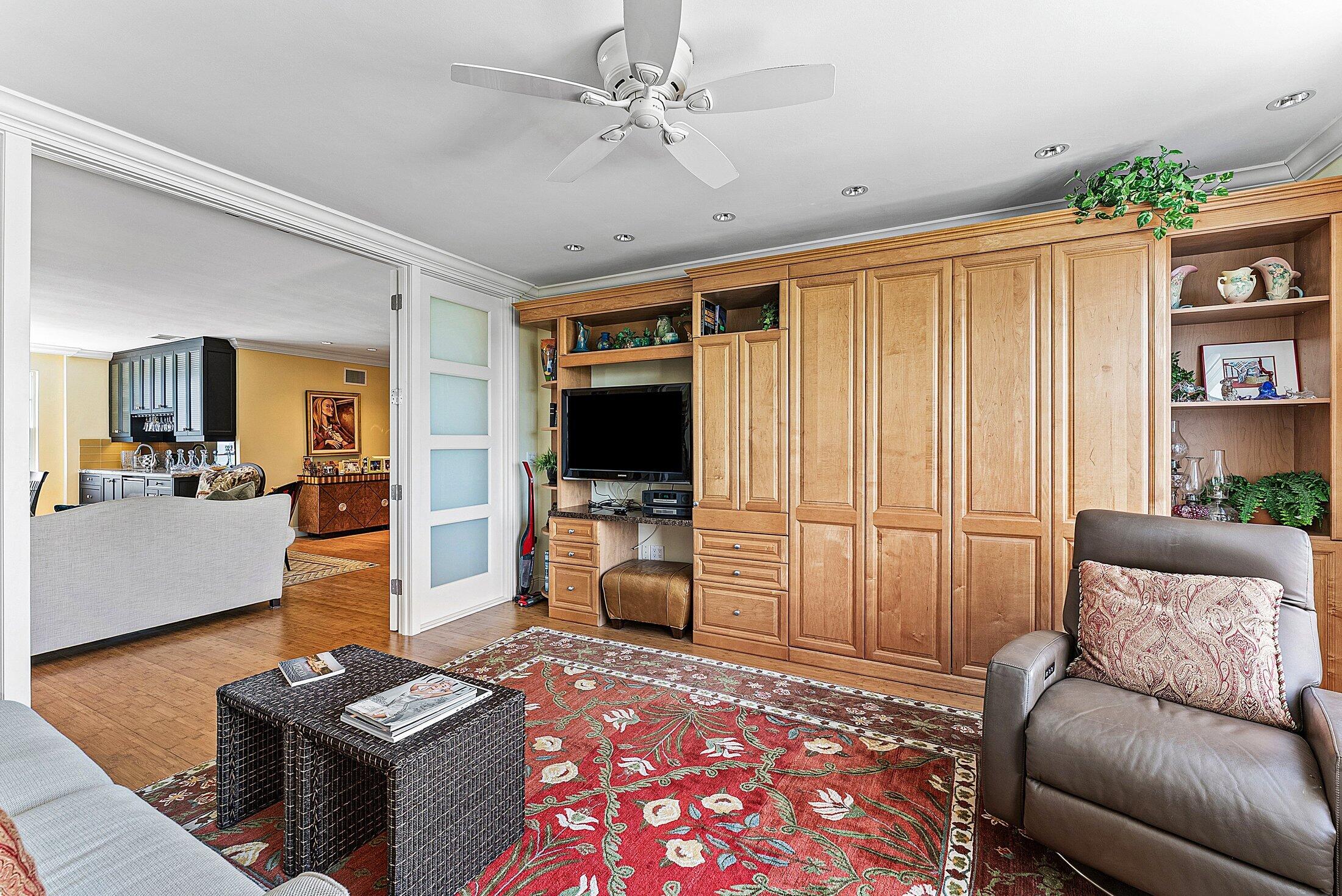 100 N Ocean Boulevard 422