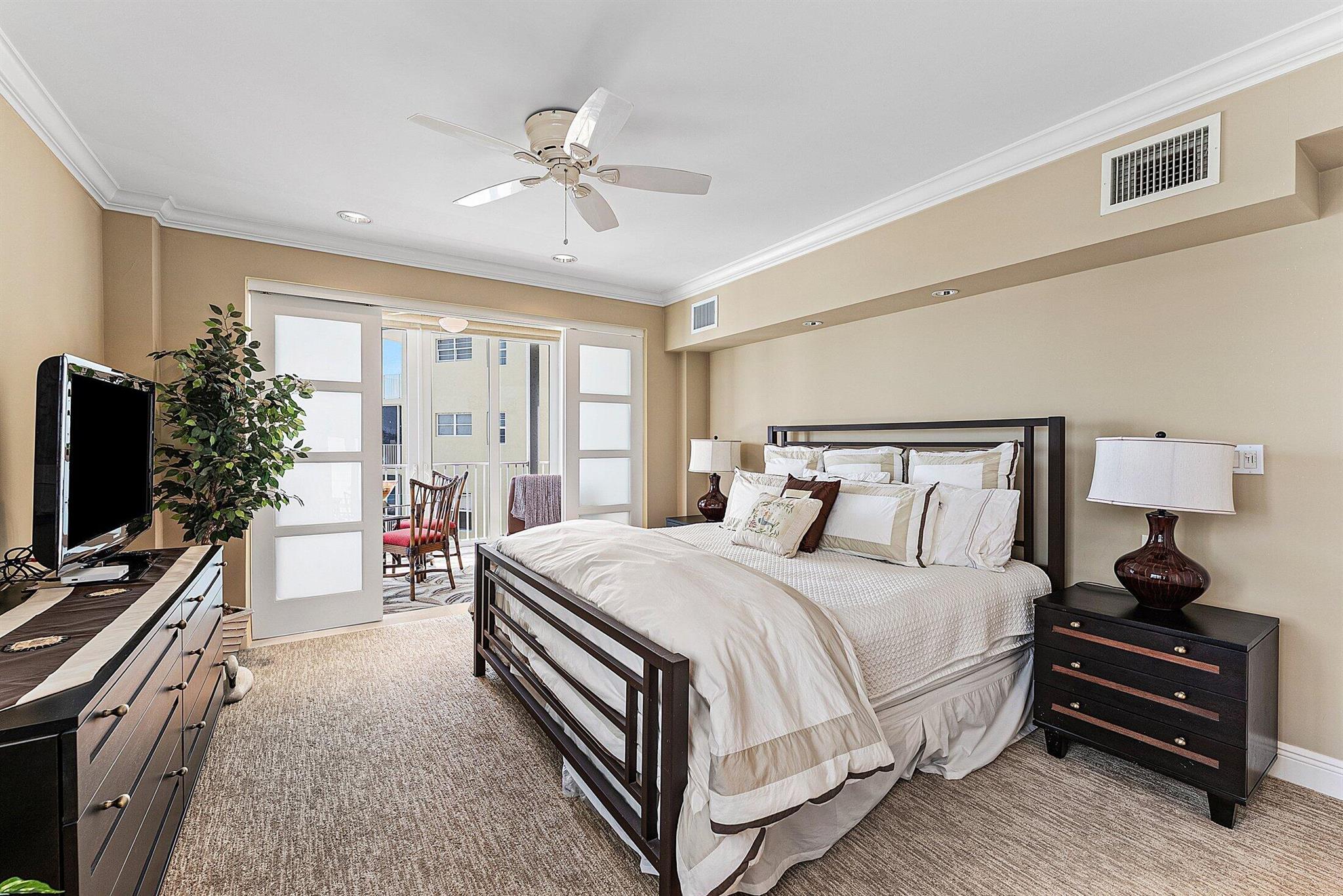 100 N Ocean Boulevard 422