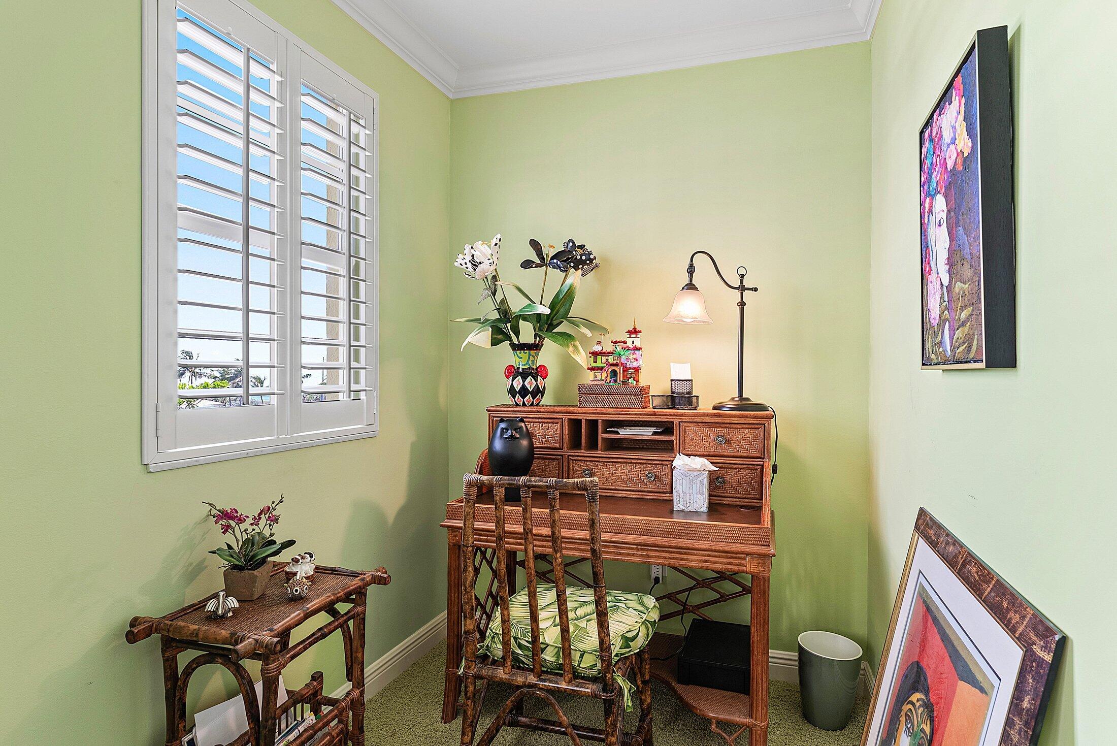 100 N Ocean Boulevard 422