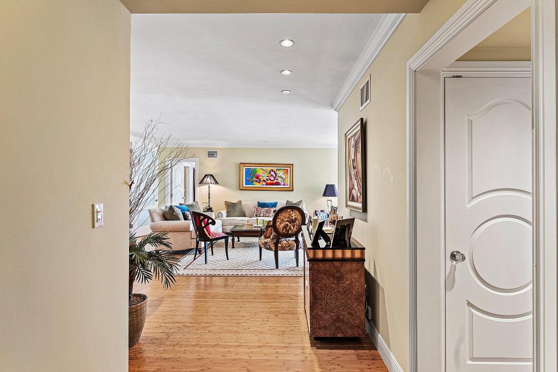 100 N Ocean Boulevard 422