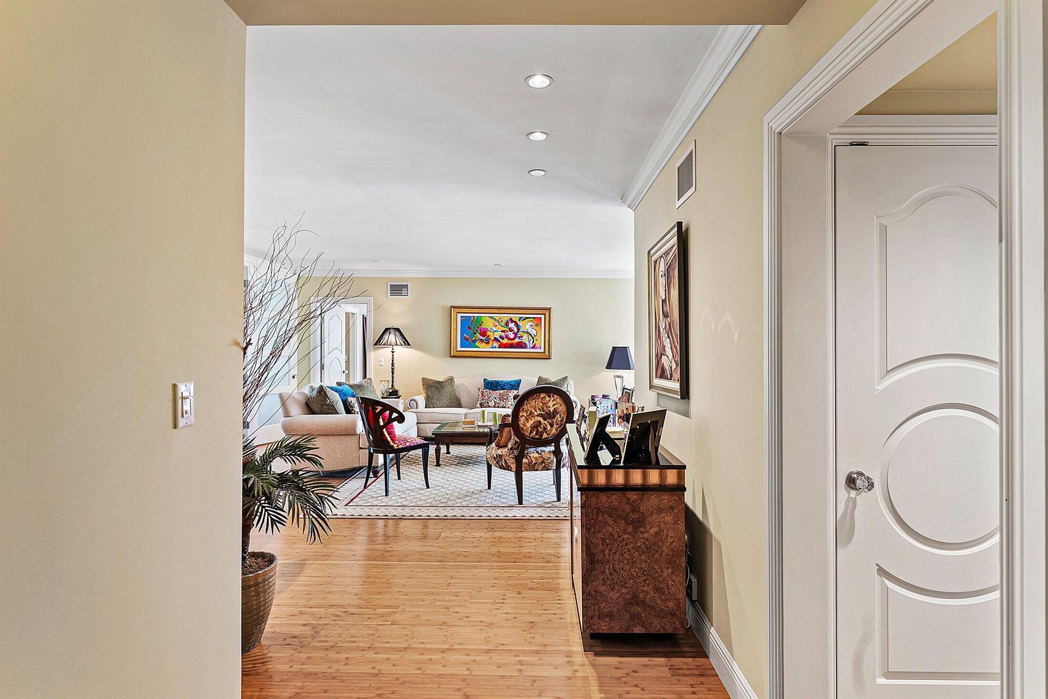 100 N Ocean Boulevard 422