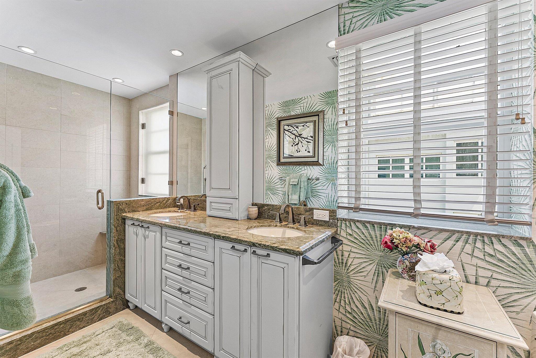 100 N Ocean Boulevard 422