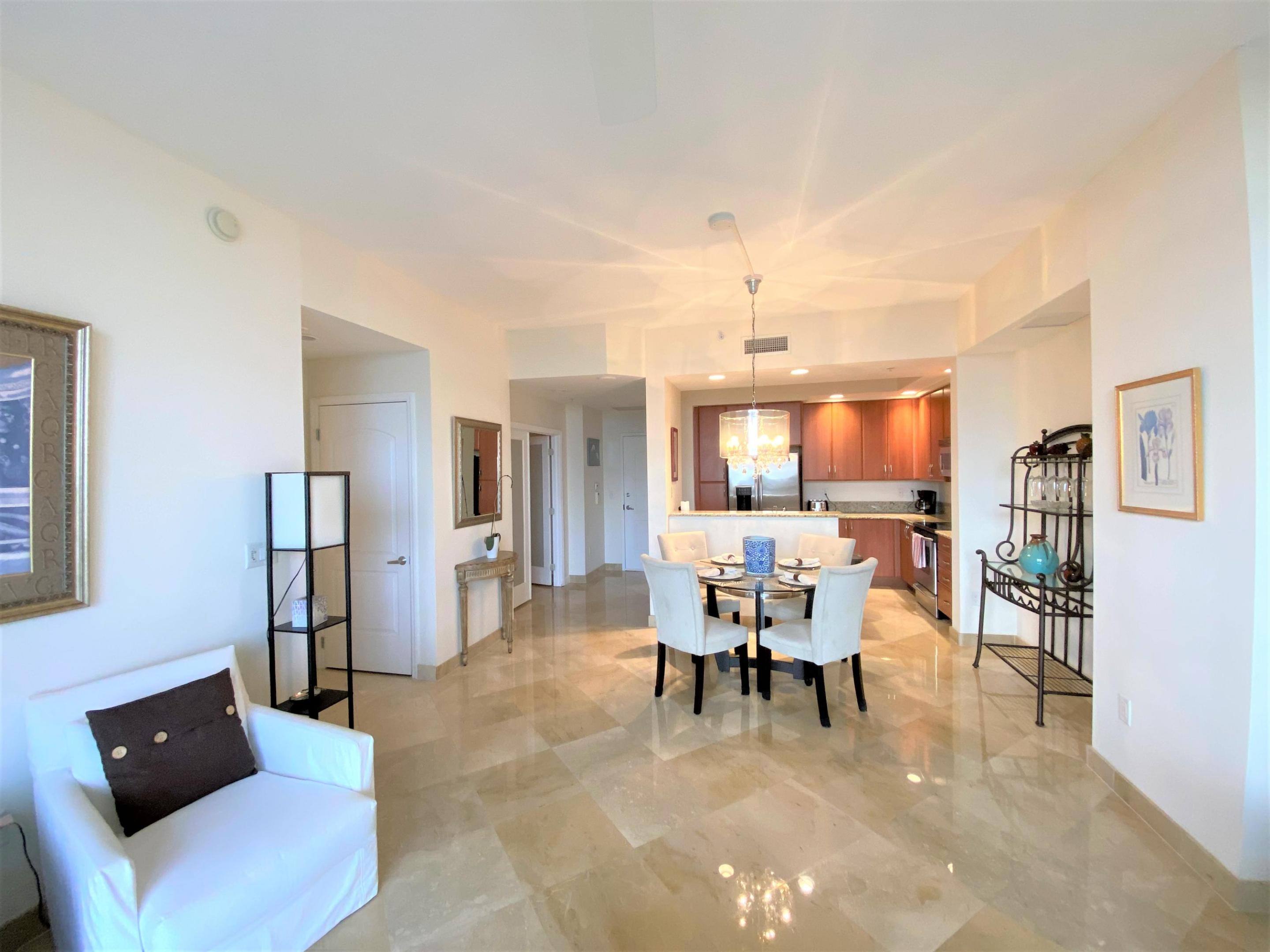 801 S Olive Avenue 903
