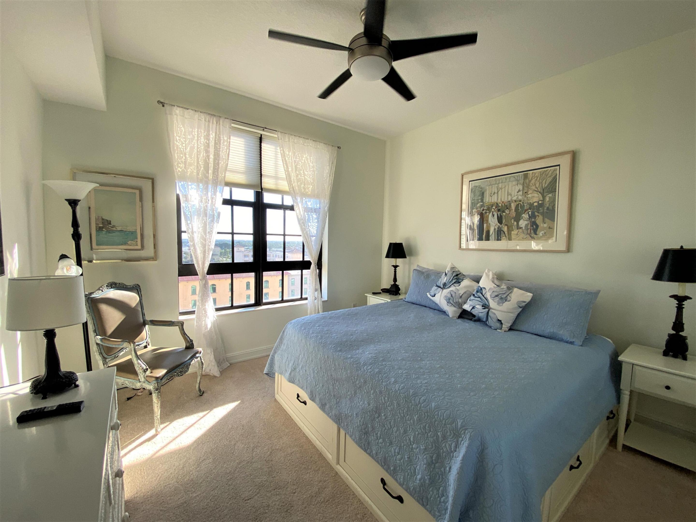 801 S Olive Avenue 903