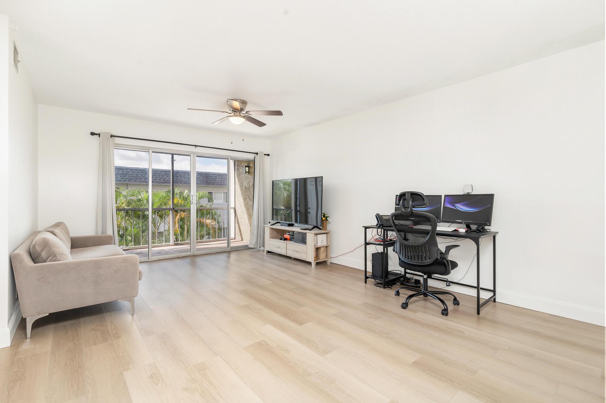 505 Spencer Drive 207