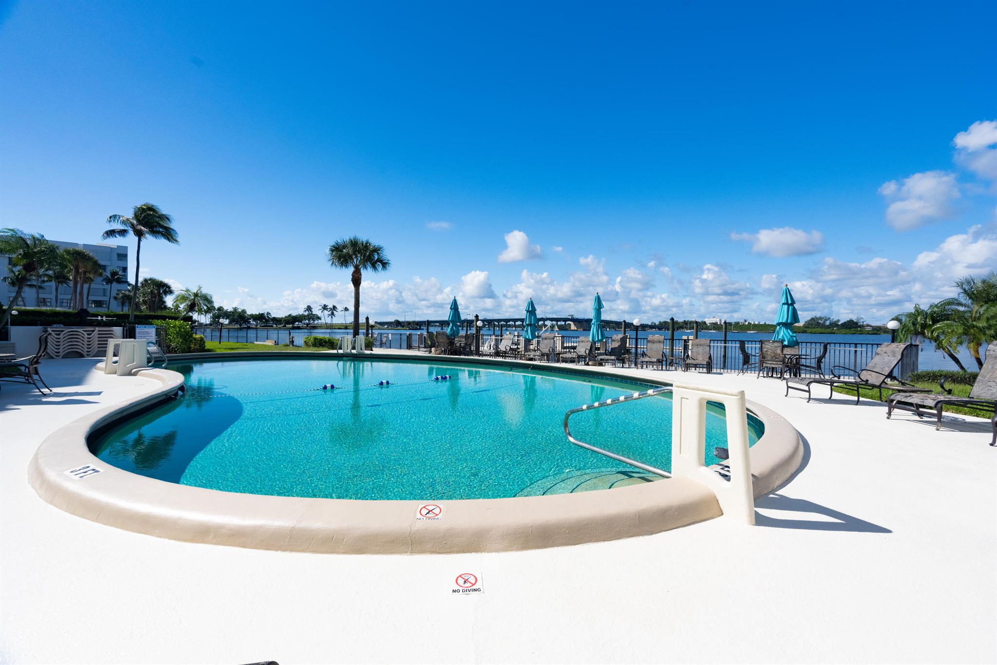 2840 S Ocean Boulevard 421