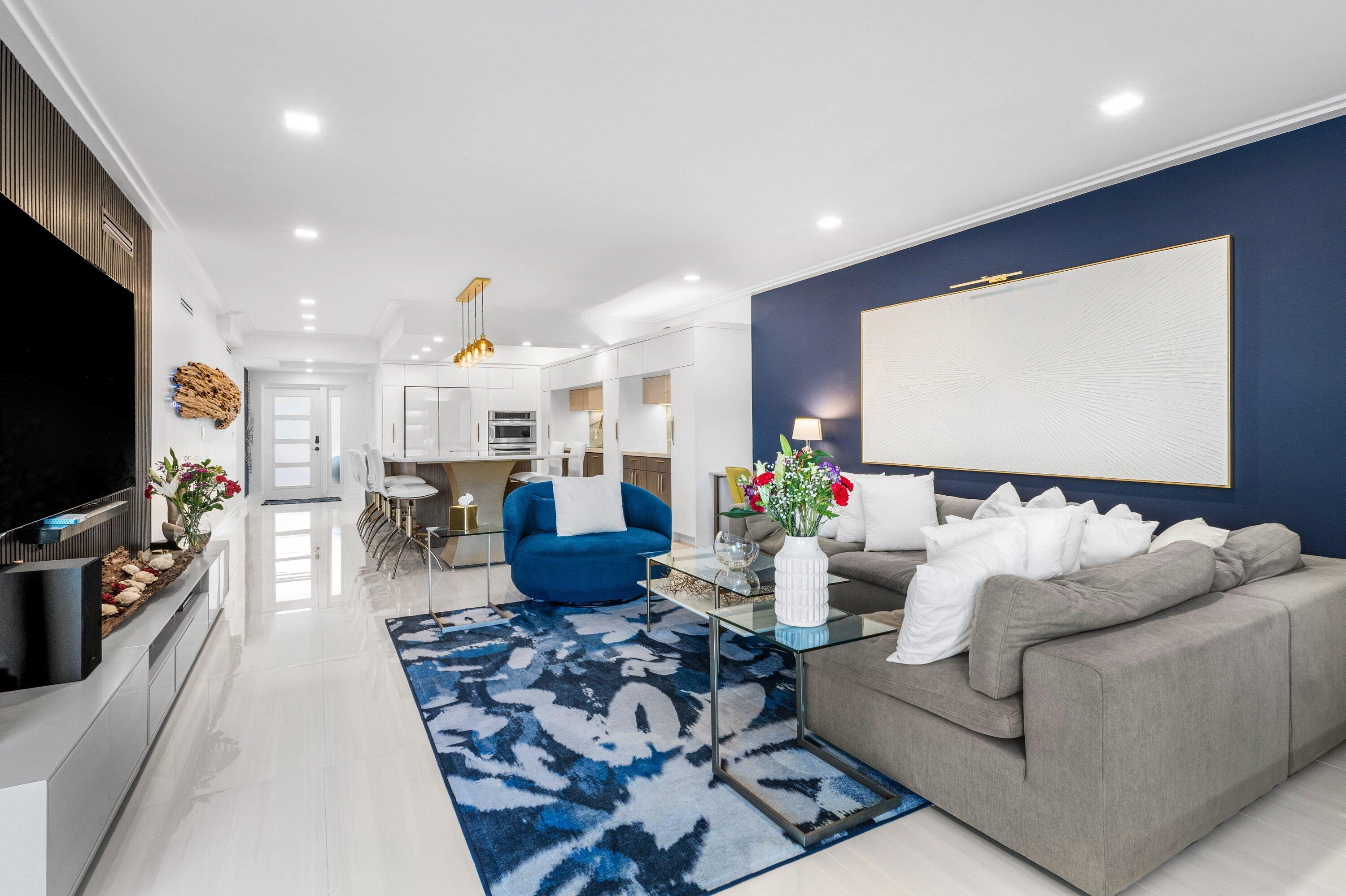 931 Palm Trail 4