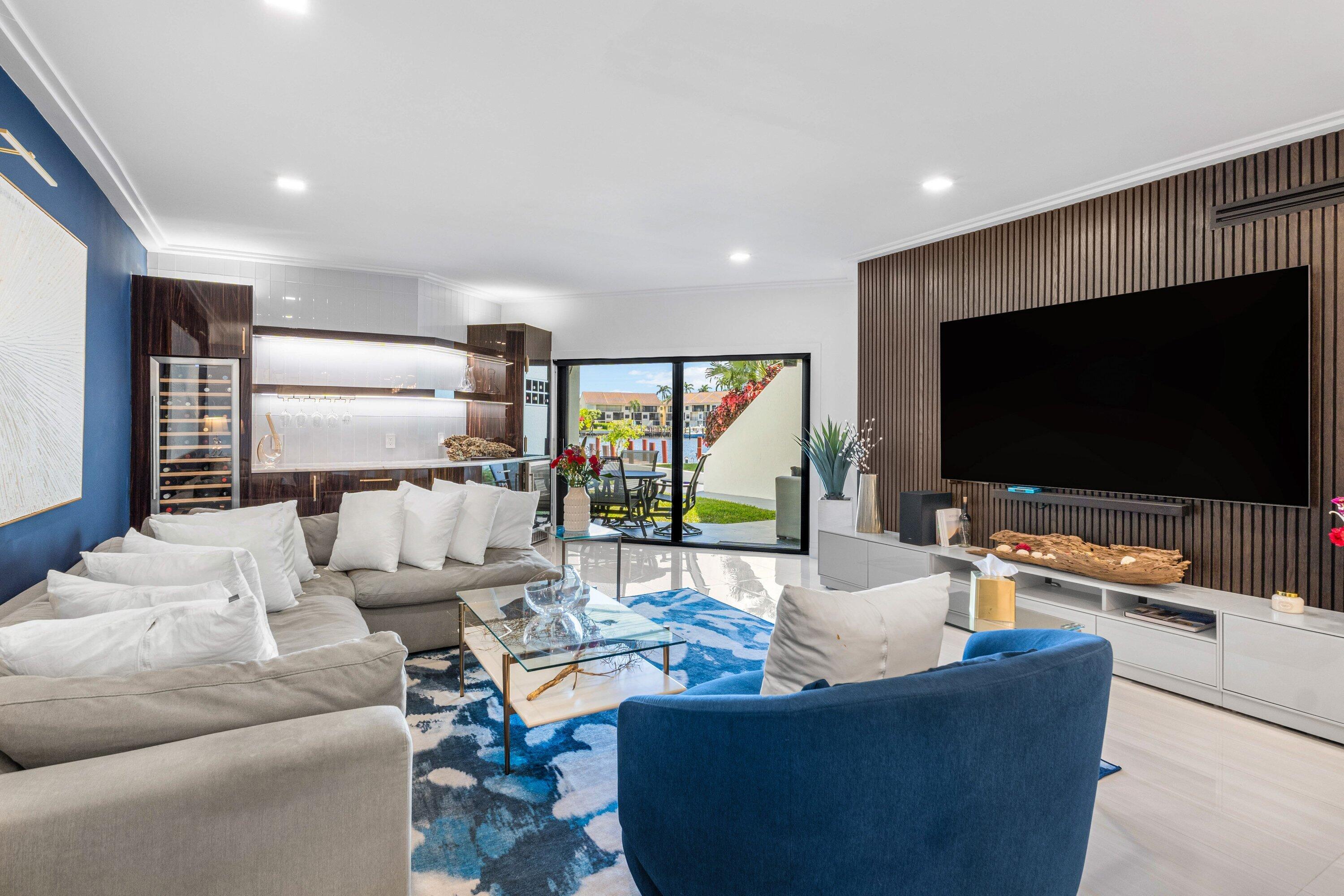 931 Palm Trail 4