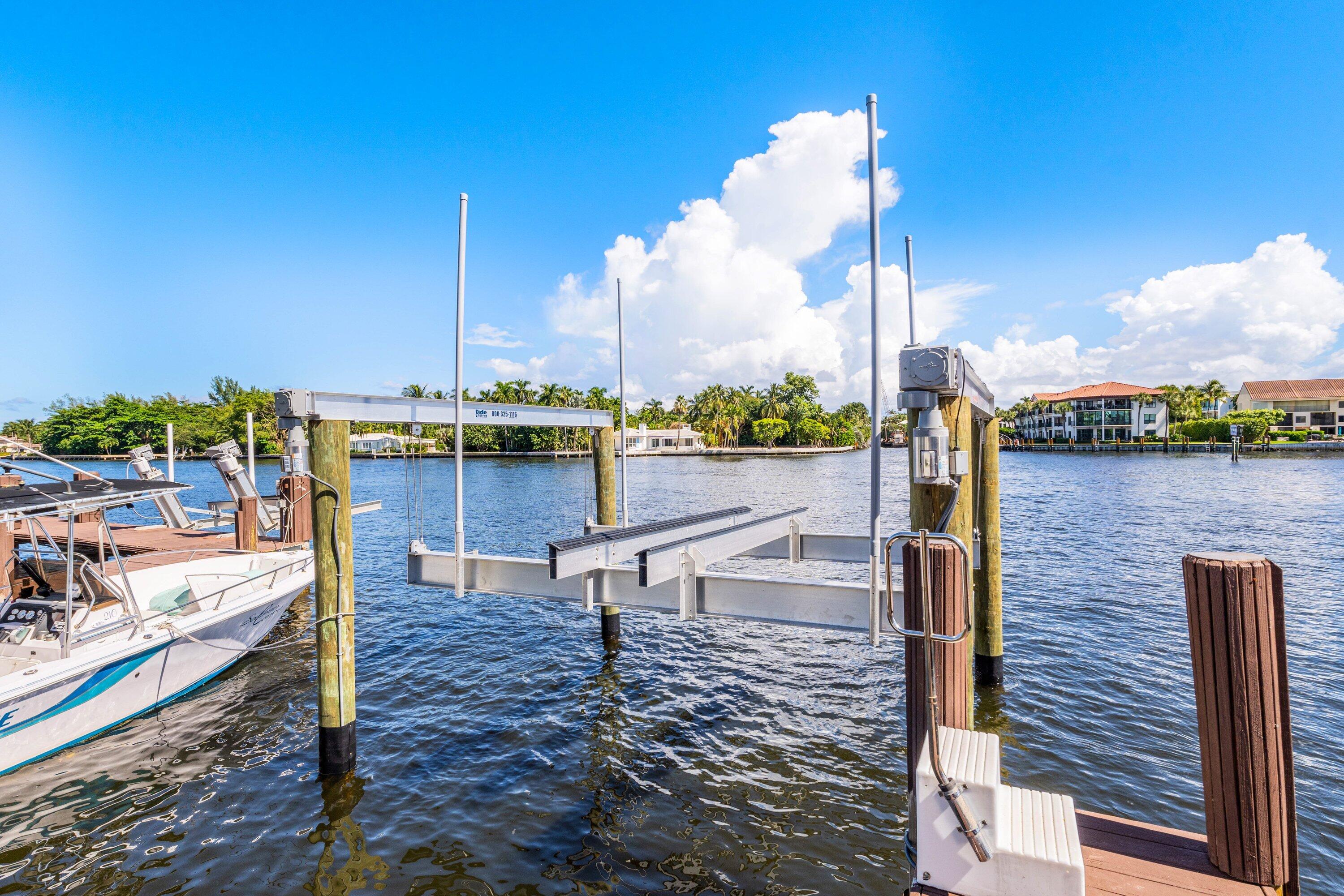 931 Palm Trail 4
