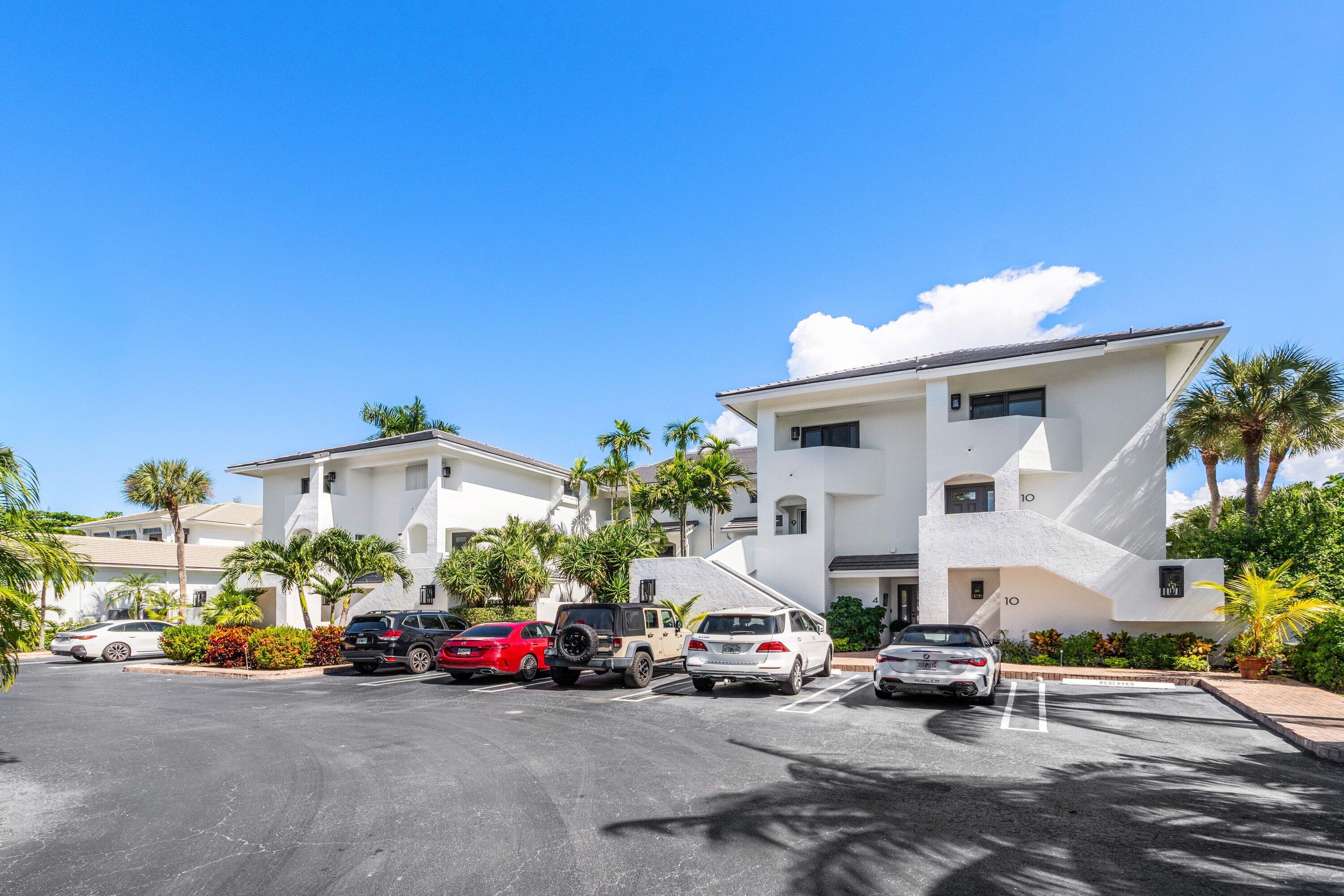 931 Palm Trail 4